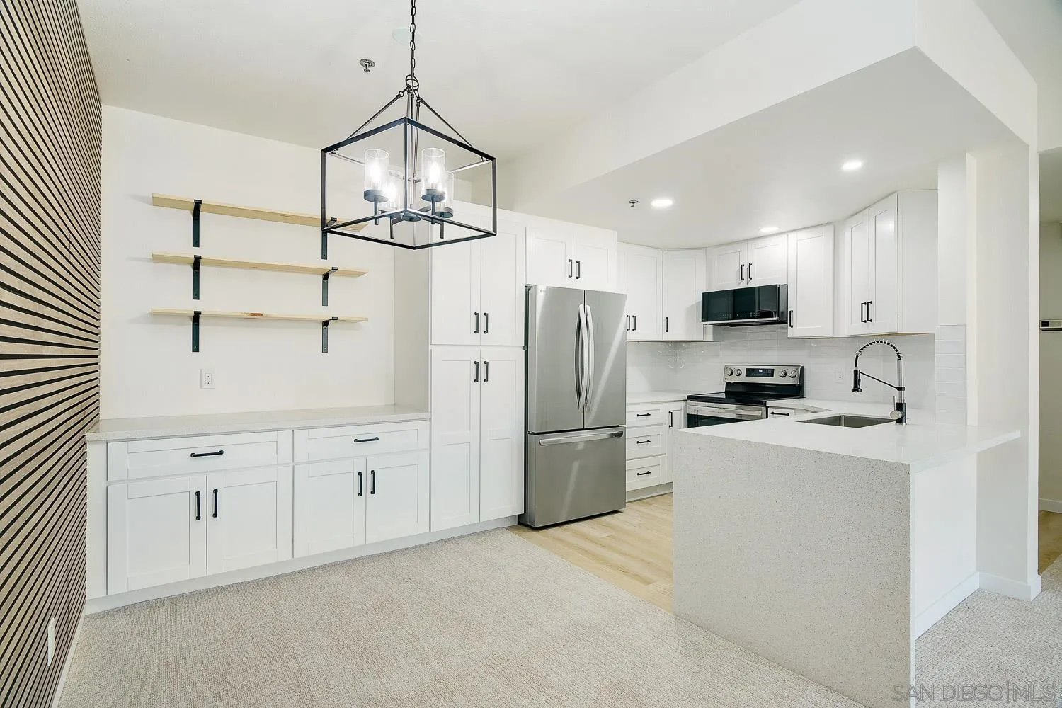 https://cdn.realtyfeed.com/cdn/127/250036577/e4291d946e301793b5be62db339a6d6e.webp