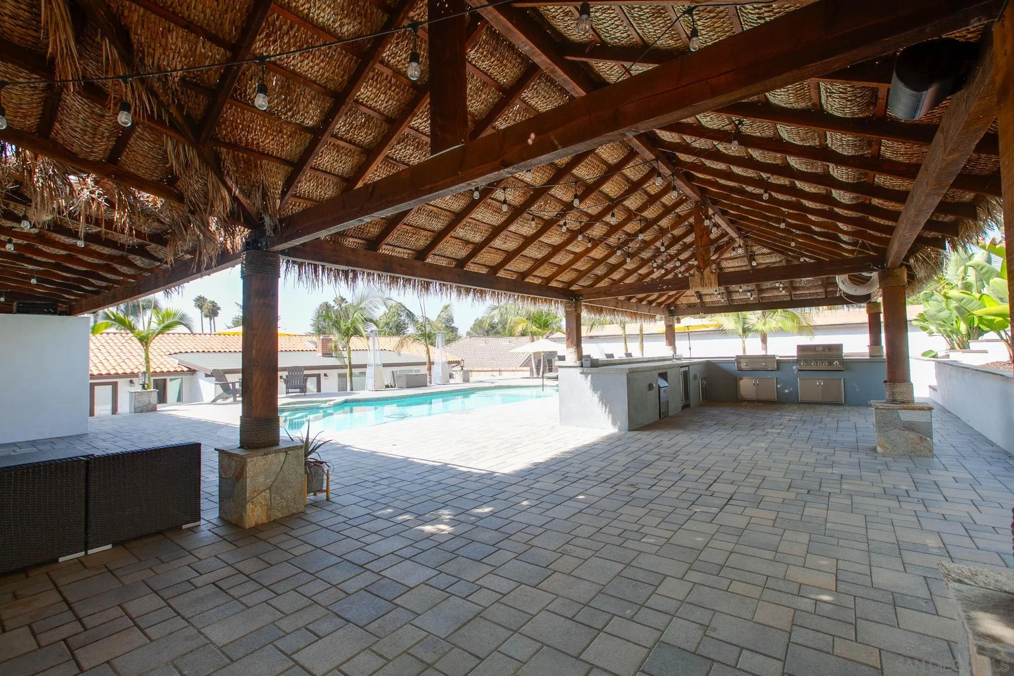https://cdn.realtyfeed.com/cdn/127/250036579/446d606f8221ae82ef9a8d44b5abc7e0.webp
