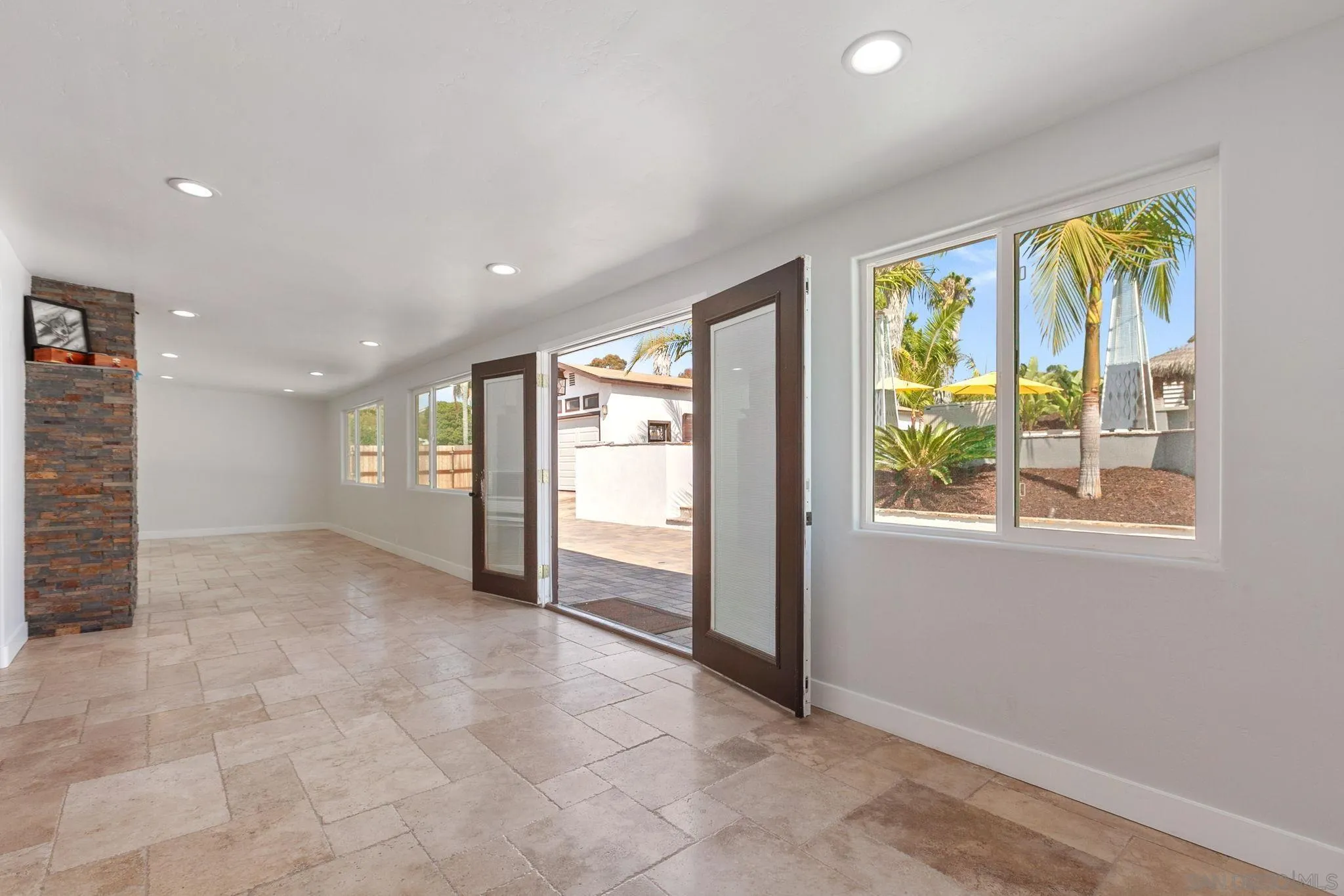 https://cdn.realtyfeed.com/cdn/127/250036579/91582b37663f832e7590f3d6f26b74cb.webp