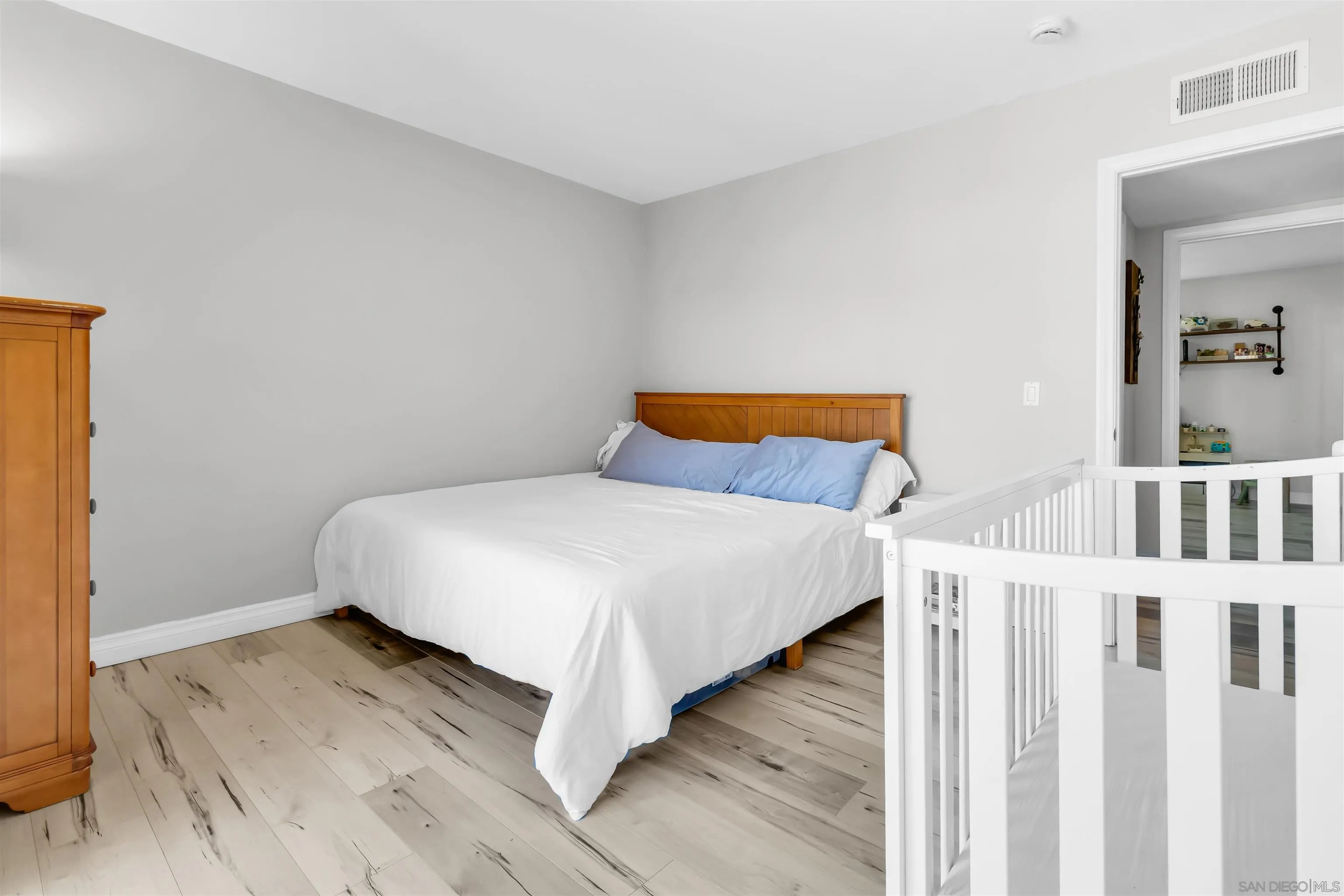 https://cdn.realtyfeed.com/cdn/127/250036583/96a39d1710d4b03baacadadbe53a5c03.webp