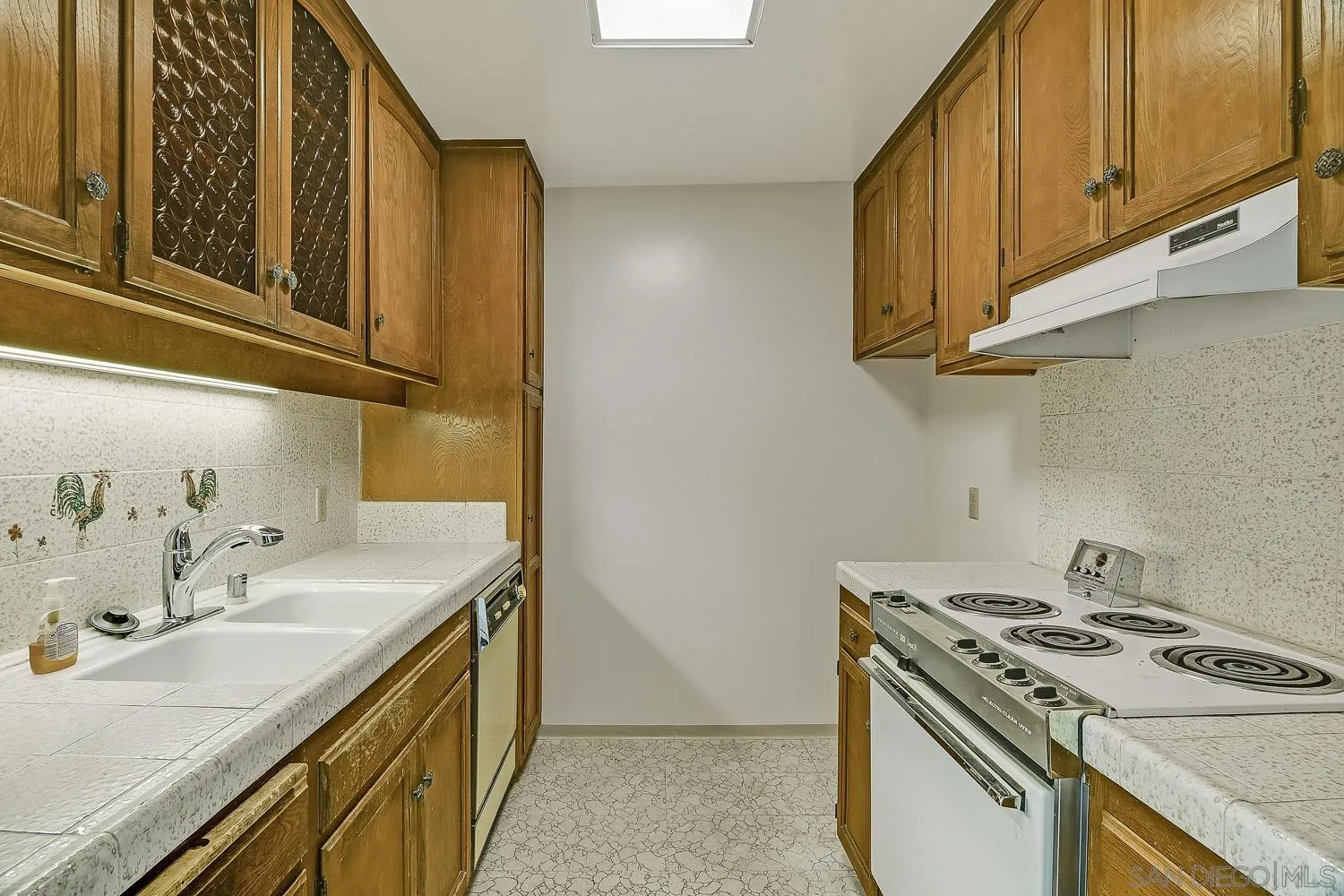 https://cdn.realtyfeed.com/cdn/127/250036584/1a0cd819dd1c55df4d9553b20112bb13.webp