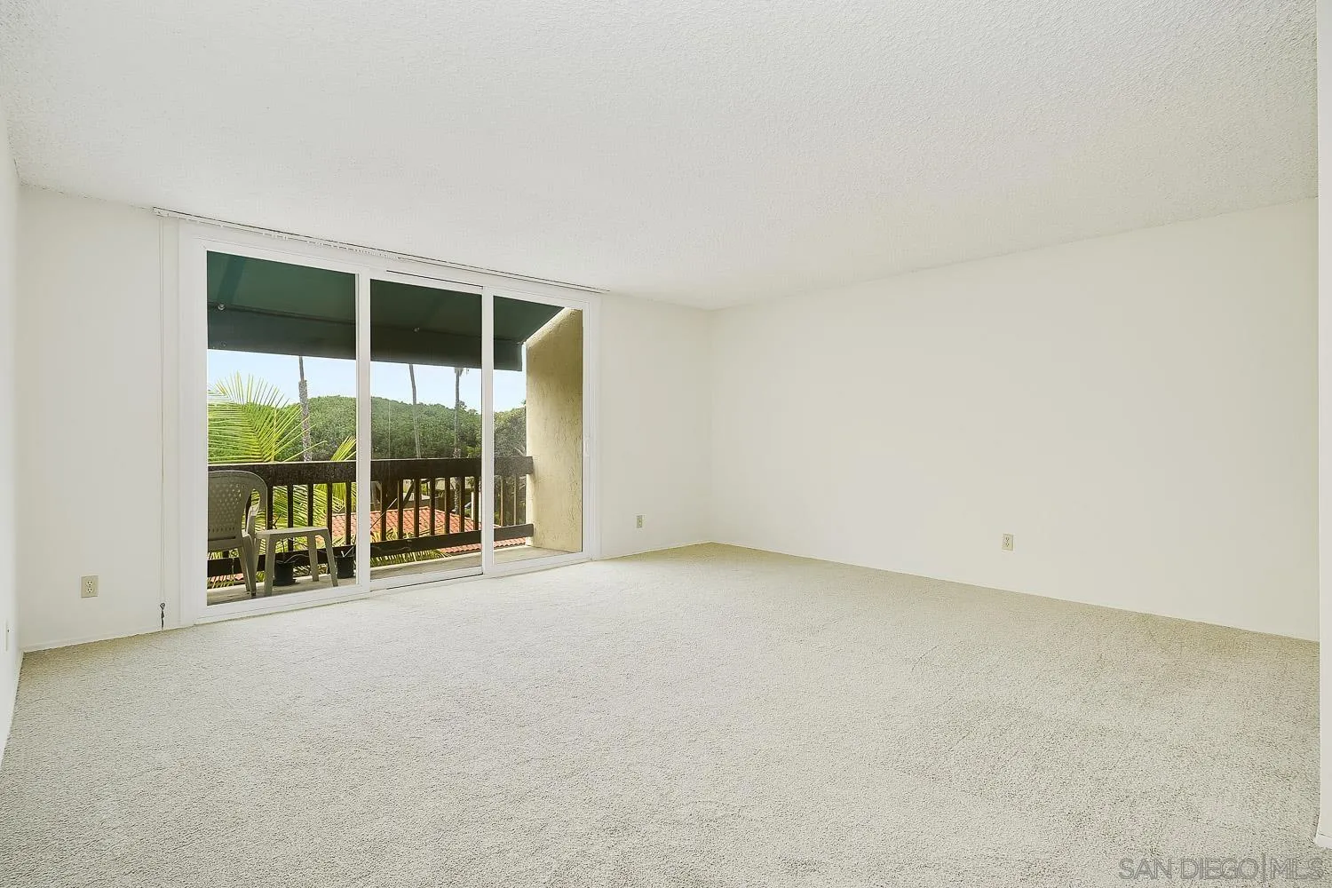 https://cdn.realtyfeed.com/cdn/127/250036584/3b0fd5f514fbaf04b027363856bb809a.webp