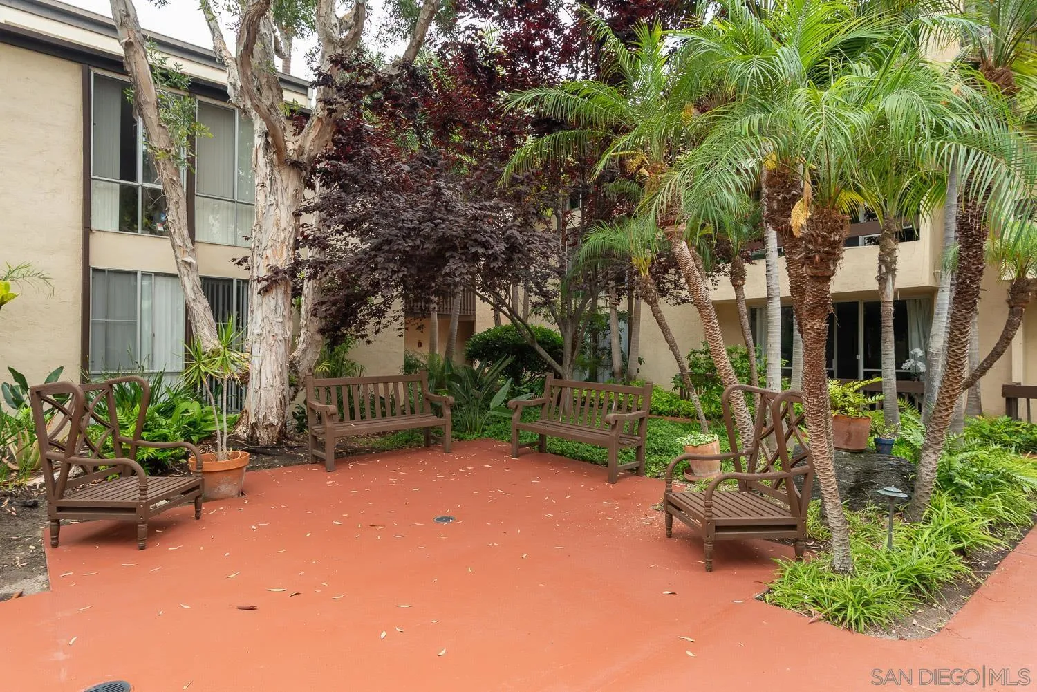 https://cdn.realtyfeed.com/cdn/127/250036584/92773dba75bea1d716709938b90d81f4.webp