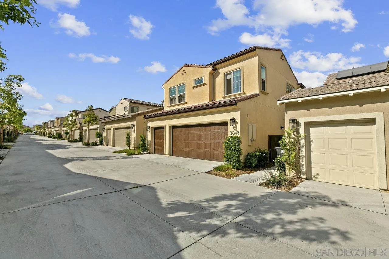 https://cdn.realtyfeed.com/cdn/127/250036592/2d13d9d12a825f648176f8e9409724d3.webp