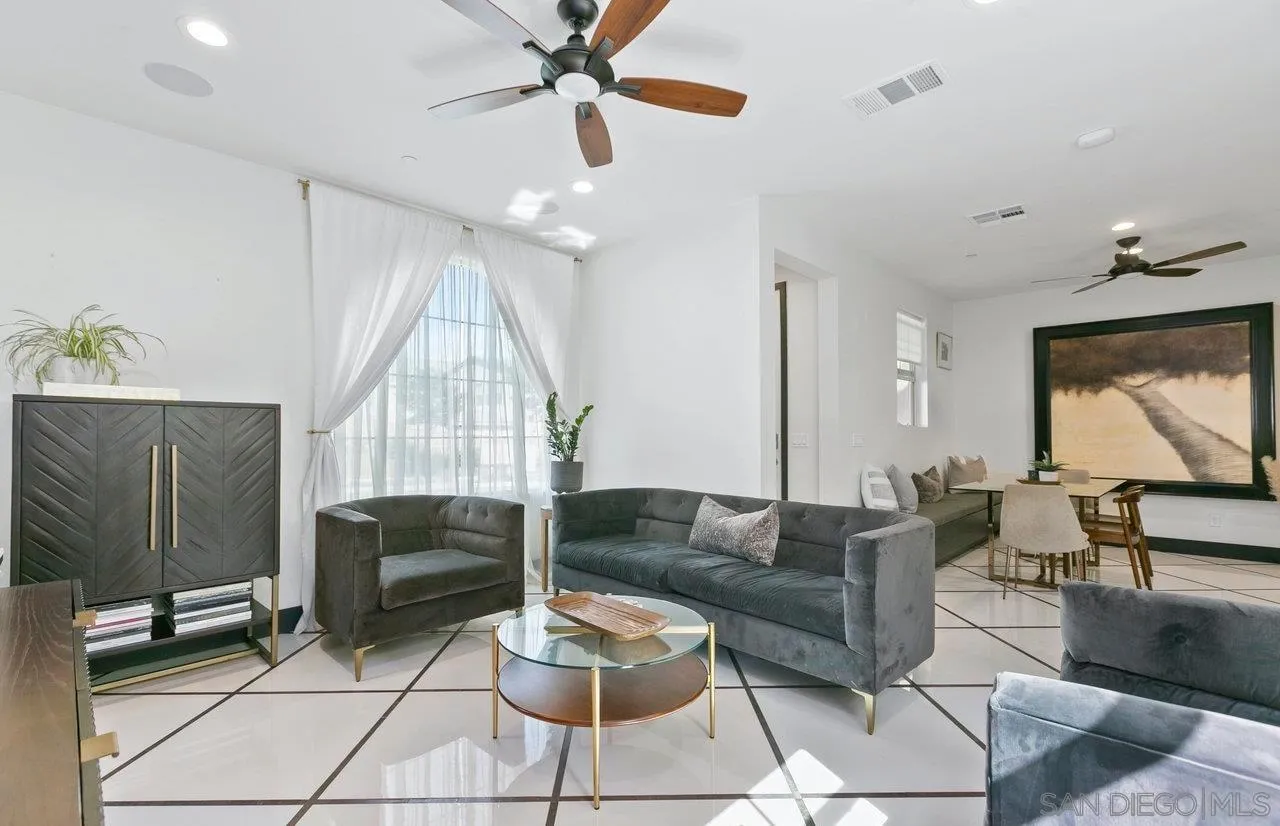 https://cdn.realtyfeed.com/cdn/127/250036592/4a87bc88092be4dacfe3ea6a6604c280.webp