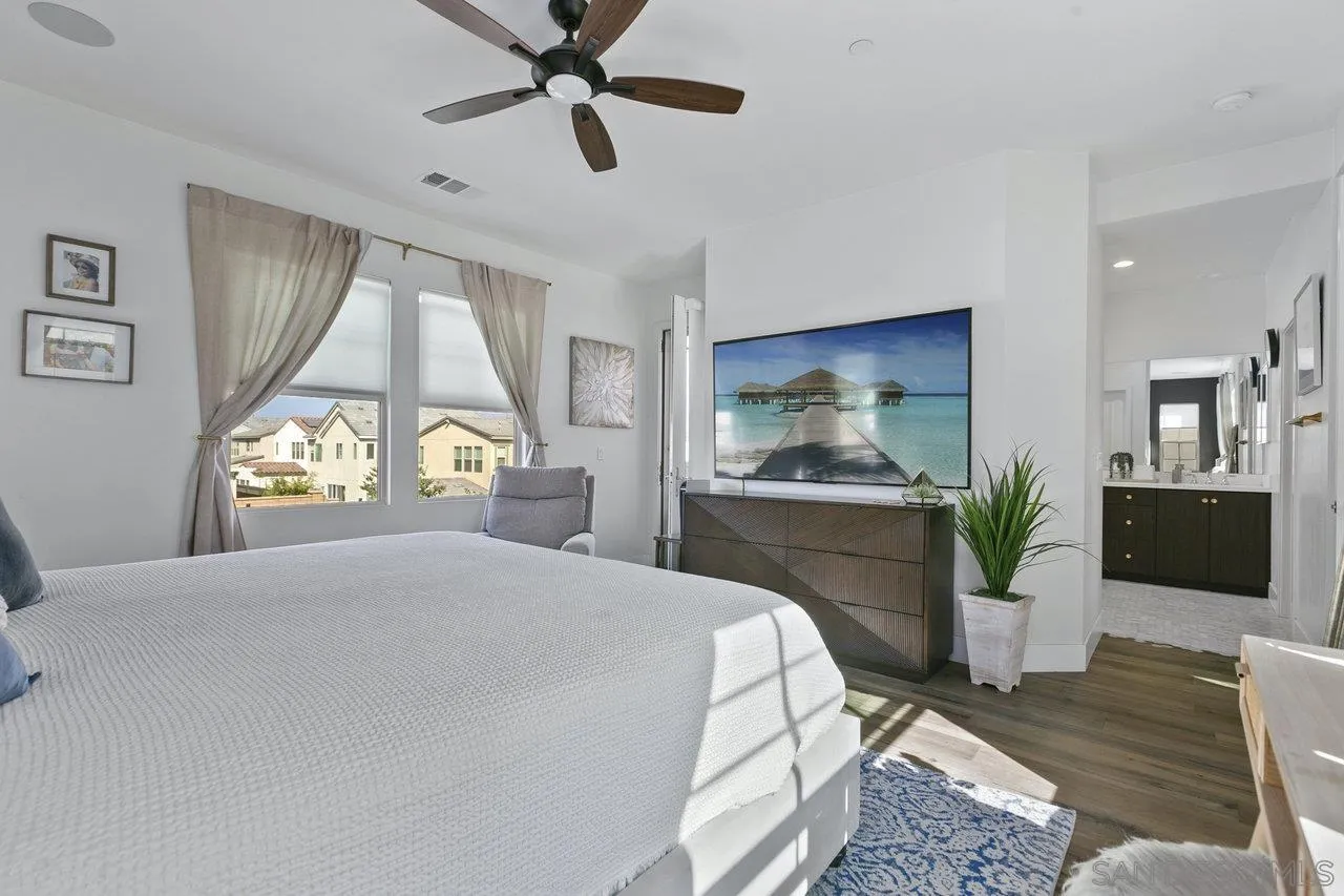 https://cdn.realtyfeed.com/cdn/127/250036592/93355e8650b6968b28ee8cd5ad4b1d5c.webp