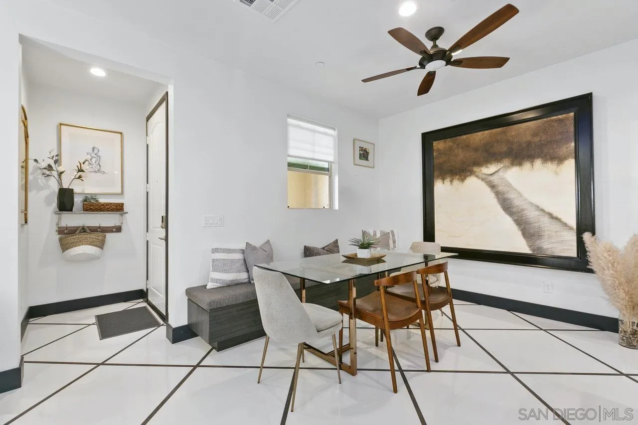 https://cdn.realtyfeed.com/cdn/127/250036592/c8187cde409cc797de2e5bc60c78ece2.webp