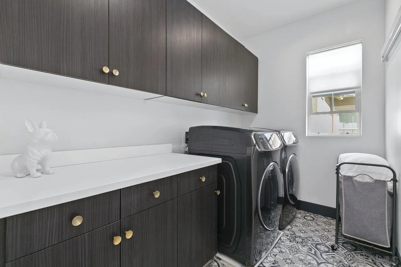 https://cdn.realtyfeed.com/cdn/127/250036592/ce20e59ed80fb7473f55caddfabde1bd.webp