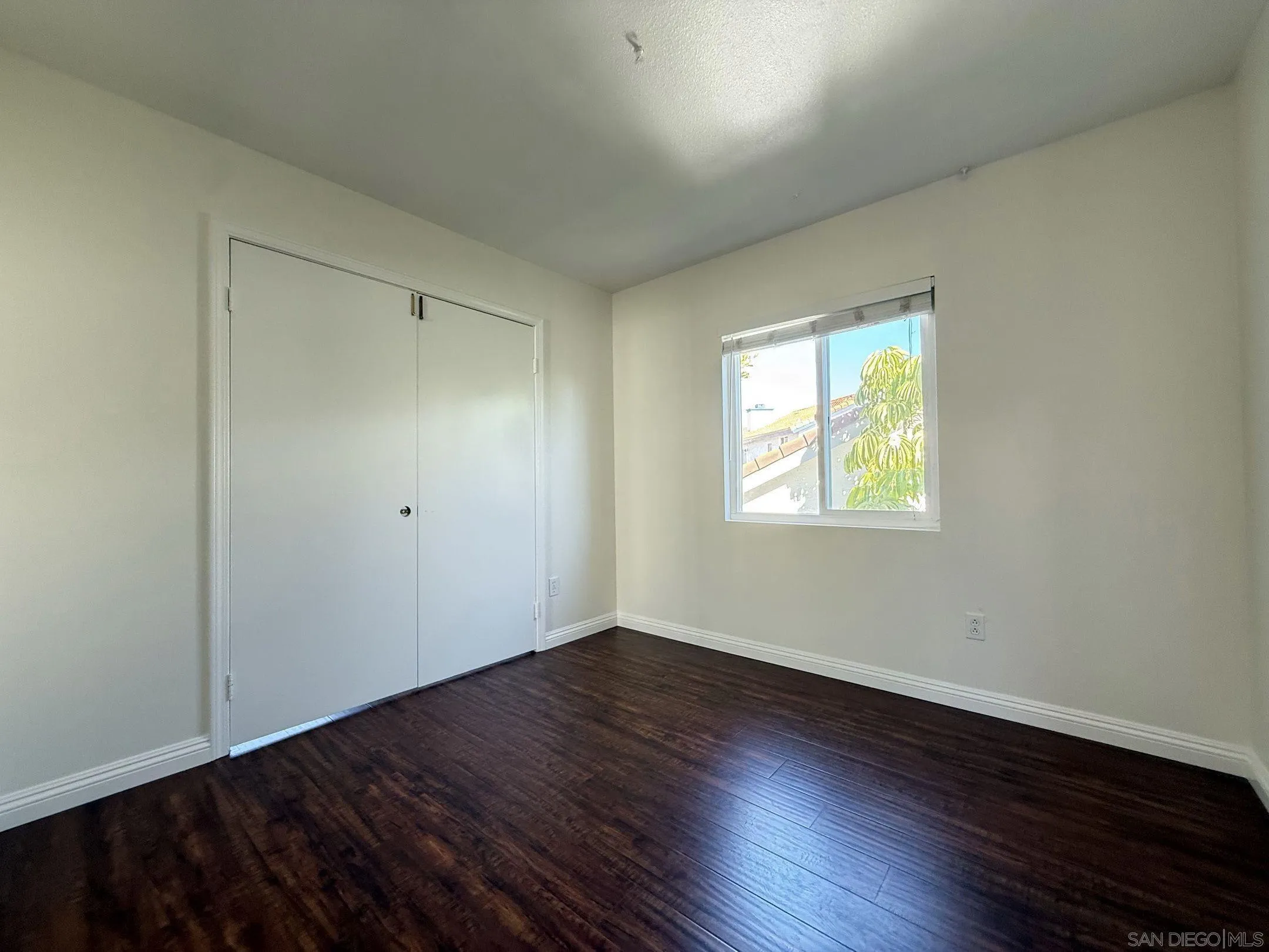 https://cdn.realtyfeed.com/cdn/127/250036593/0579cb22642d1a3c660275725cca98d7.webp
