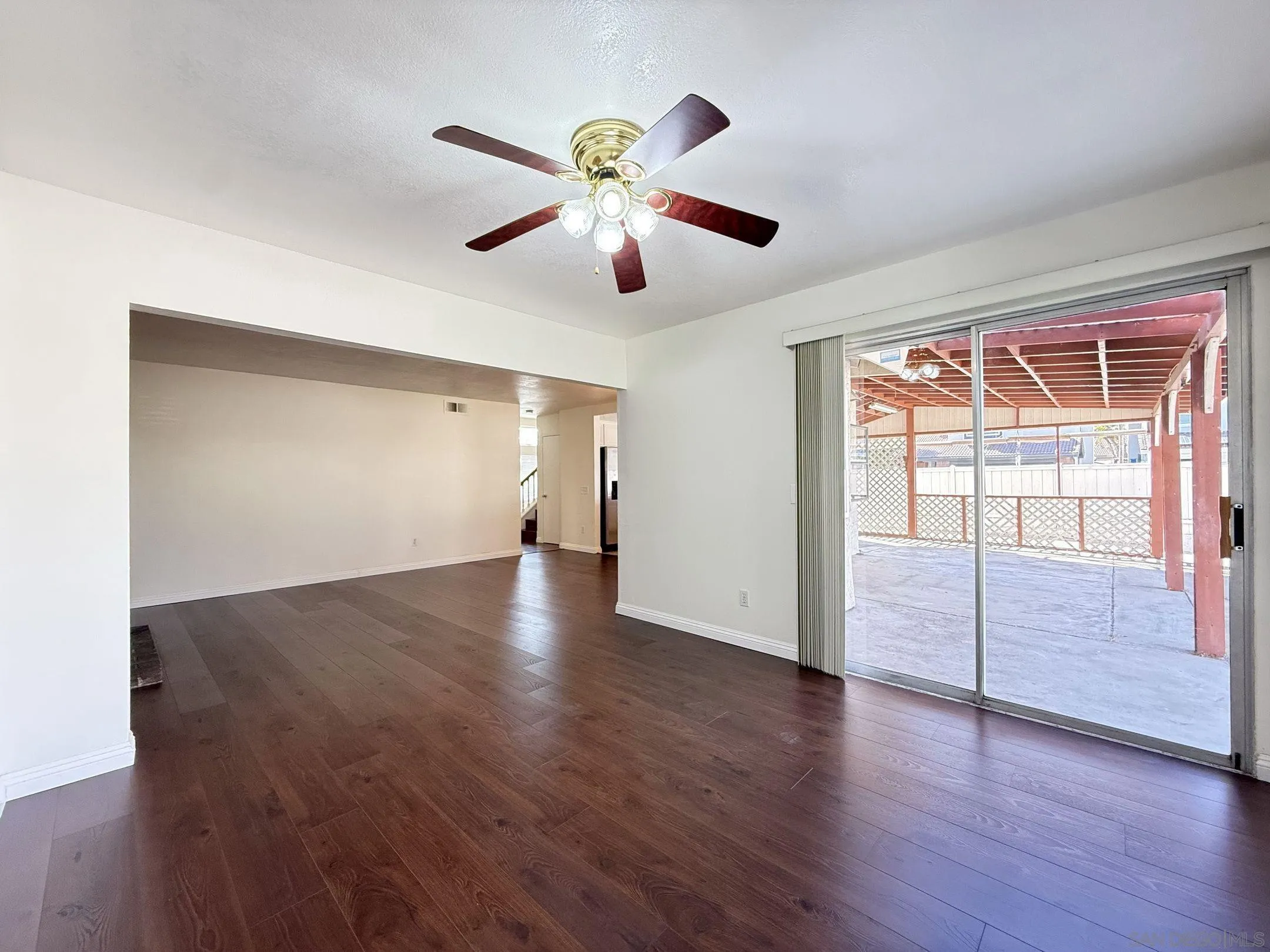 https://cdn.realtyfeed.com/cdn/127/250036593/7287a312d5efd1456967e66234d9c25e.webp