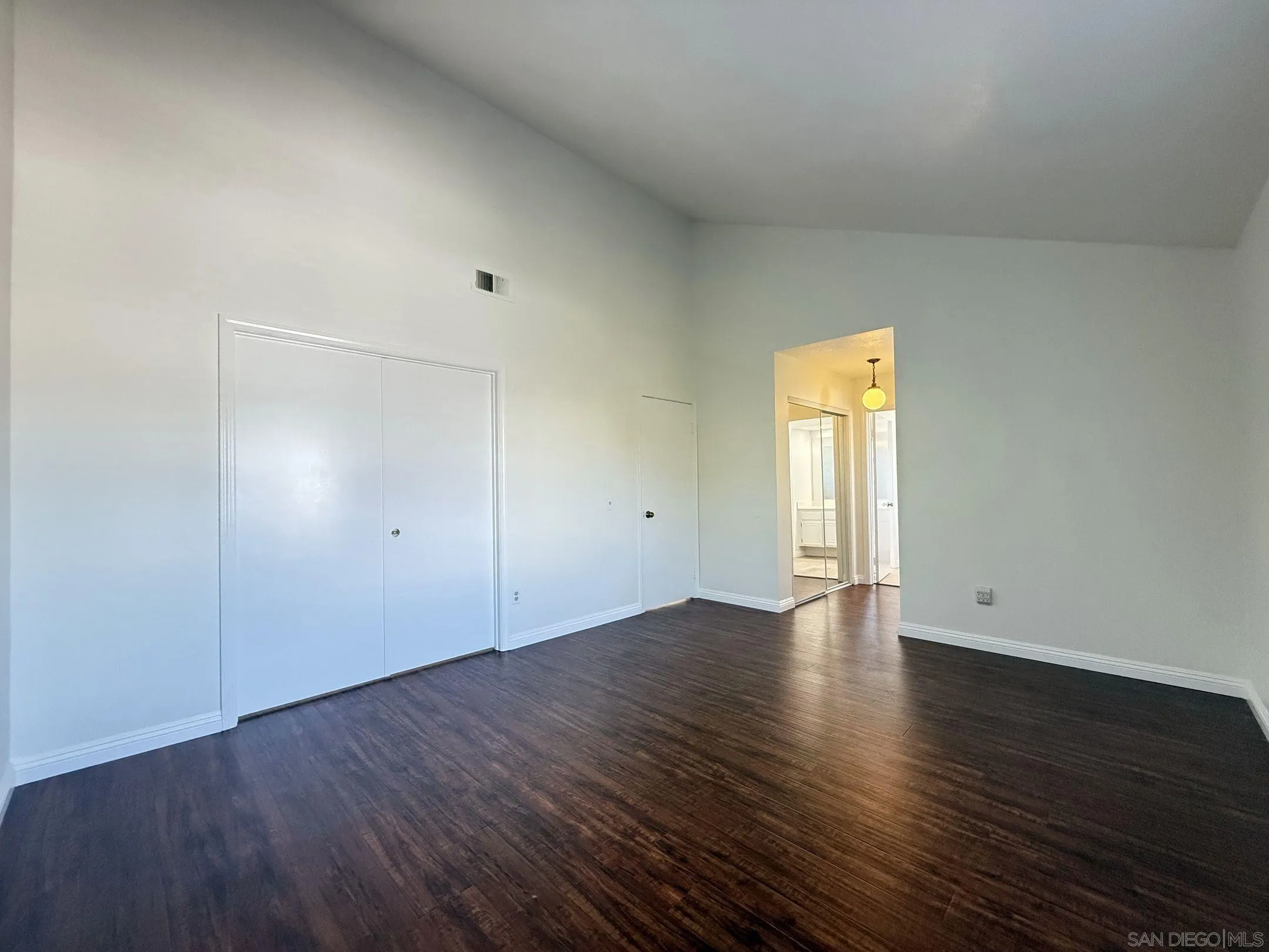 https://cdn.realtyfeed.com/cdn/127/250036593/89877552243d15c5015e83ab0ca524e0.webp