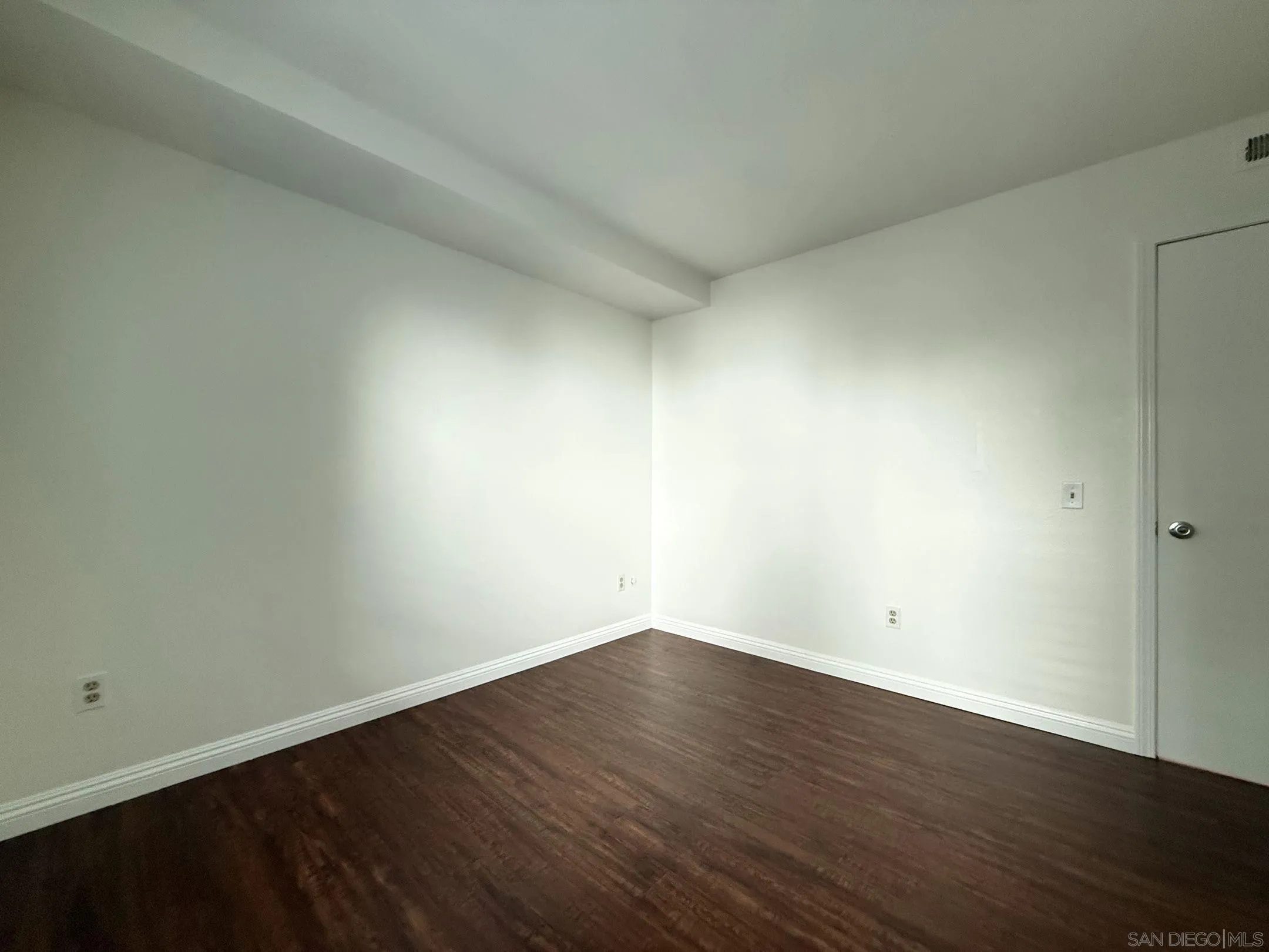 https://cdn.realtyfeed.com/cdn/127/250036593/a88d3247aa92161e06f36ac2f3ae13f3.webp
