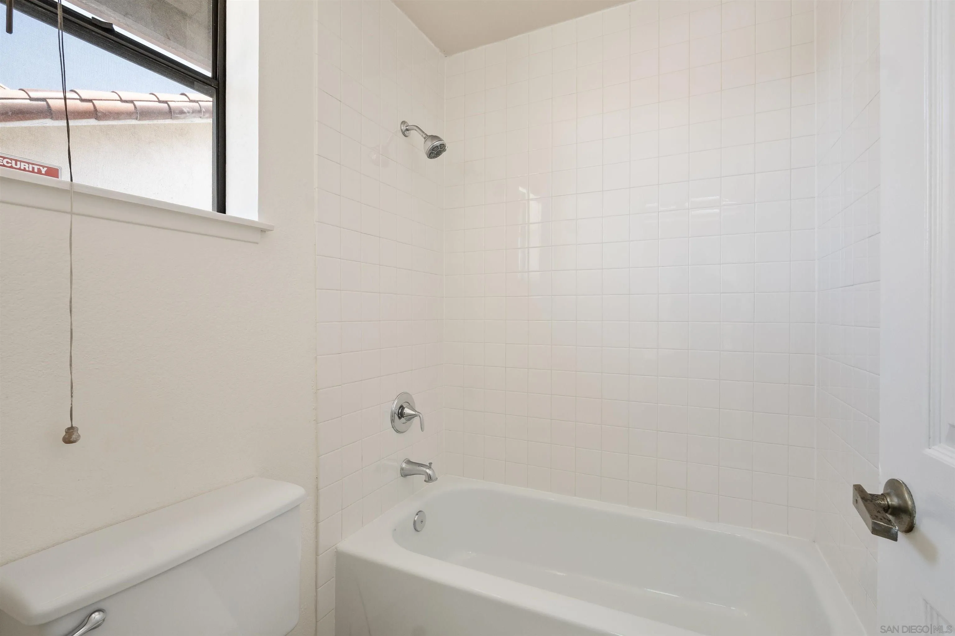 https://cdn.realtyfeed.com/cdn/127/250036596/0c44dc0d14e115bdf68b1fbb8b469c34.webp