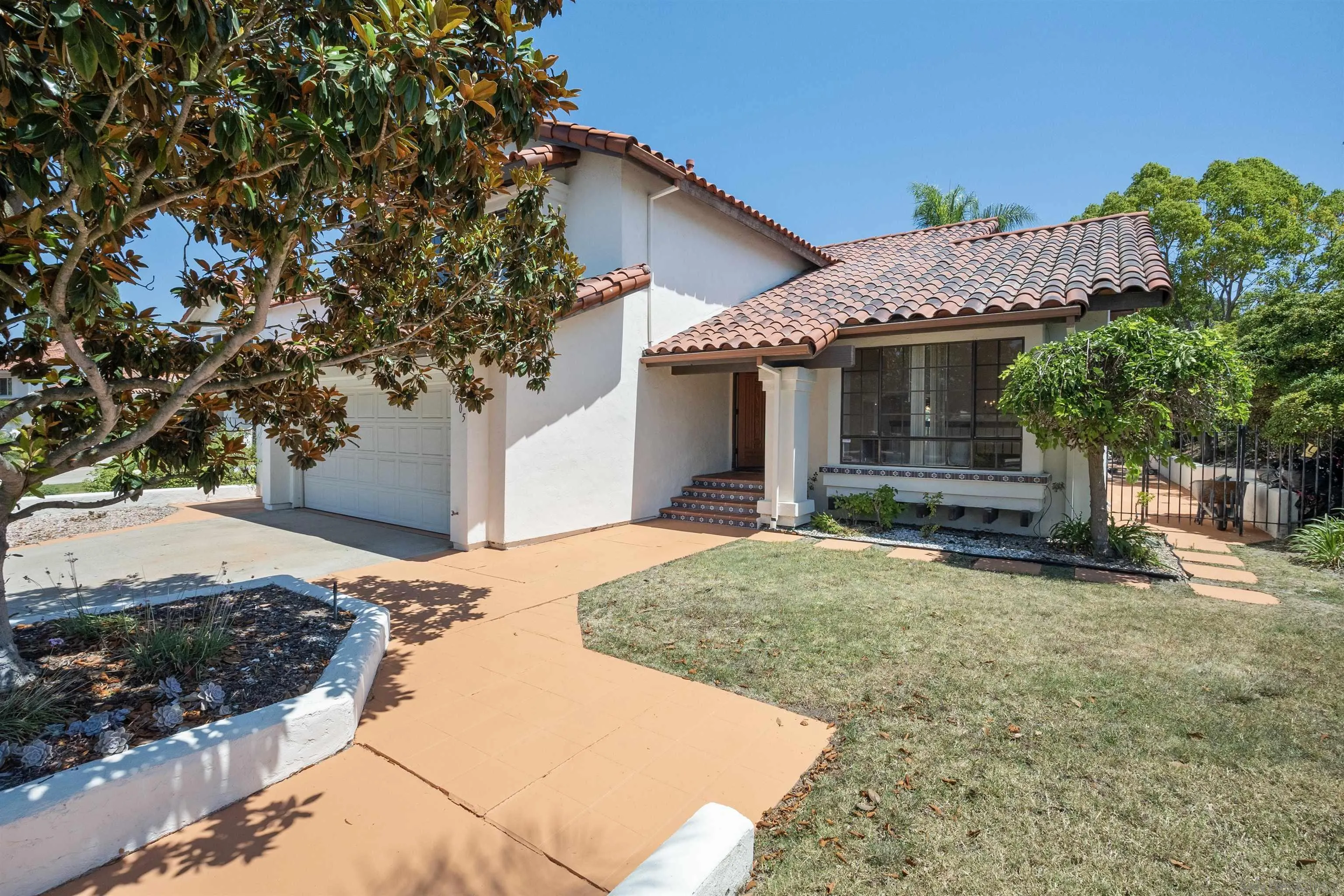 https://cdn.realtyfeed.com/cdn/127/250036596/470015dc91943073250d5deff0613012.webp