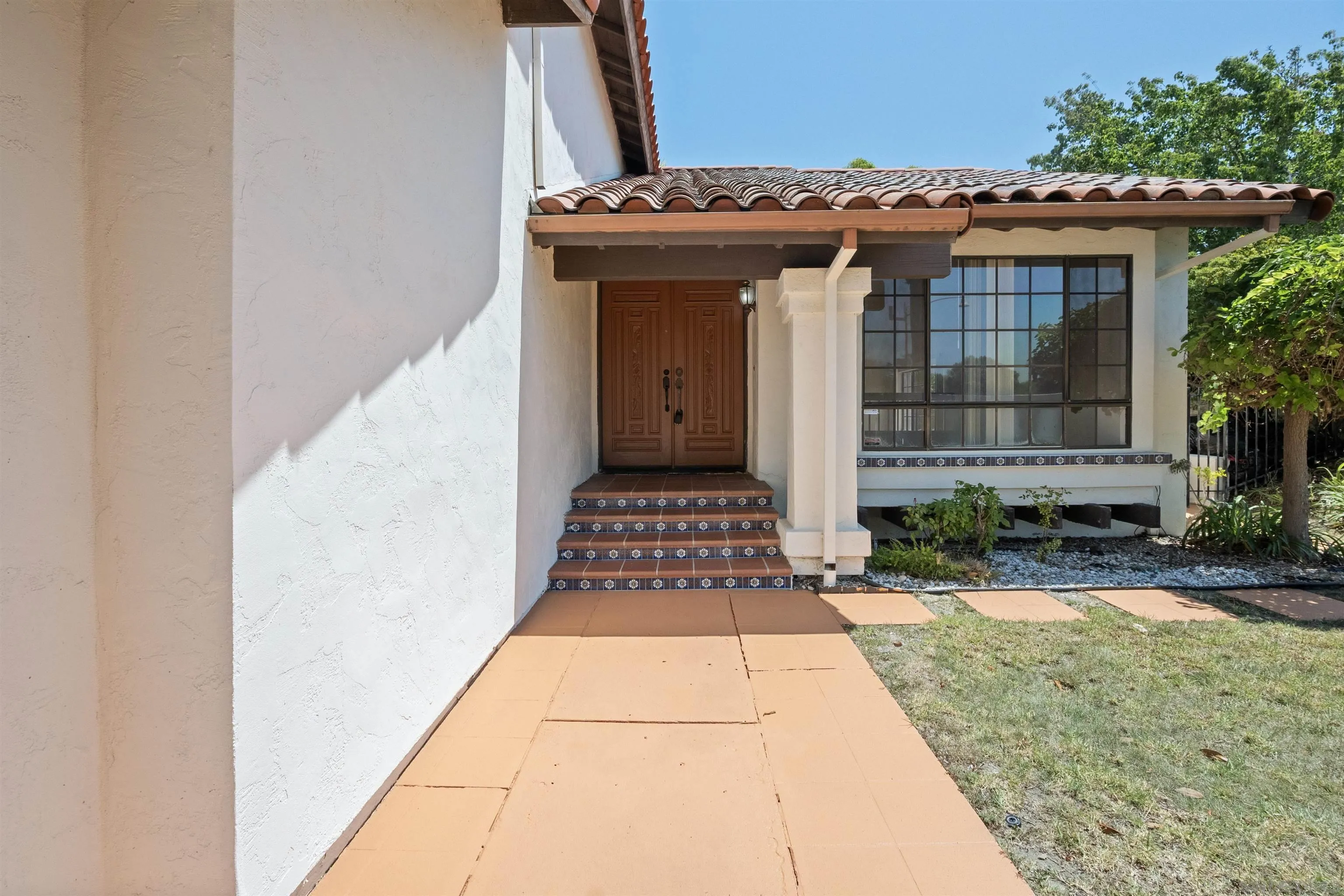 https://cdn.realtyfeed.com/cdn/127/250036596/54382ad05bc2da99b303676904580b68.webp