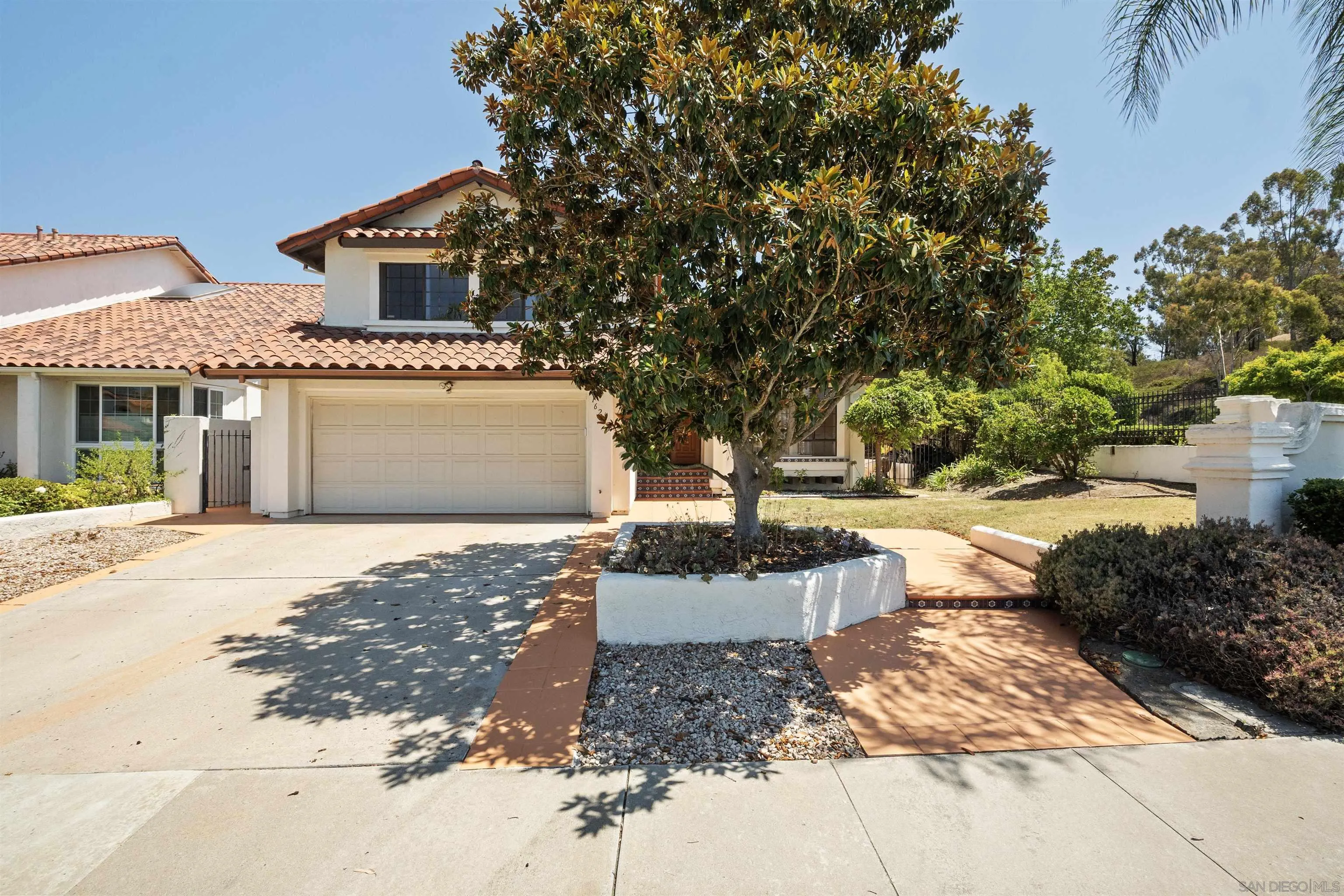 https://cdn.realtyfeed.com/cdn/127/250036596/5638bc5abe745786310f9e78af8be39e.webp