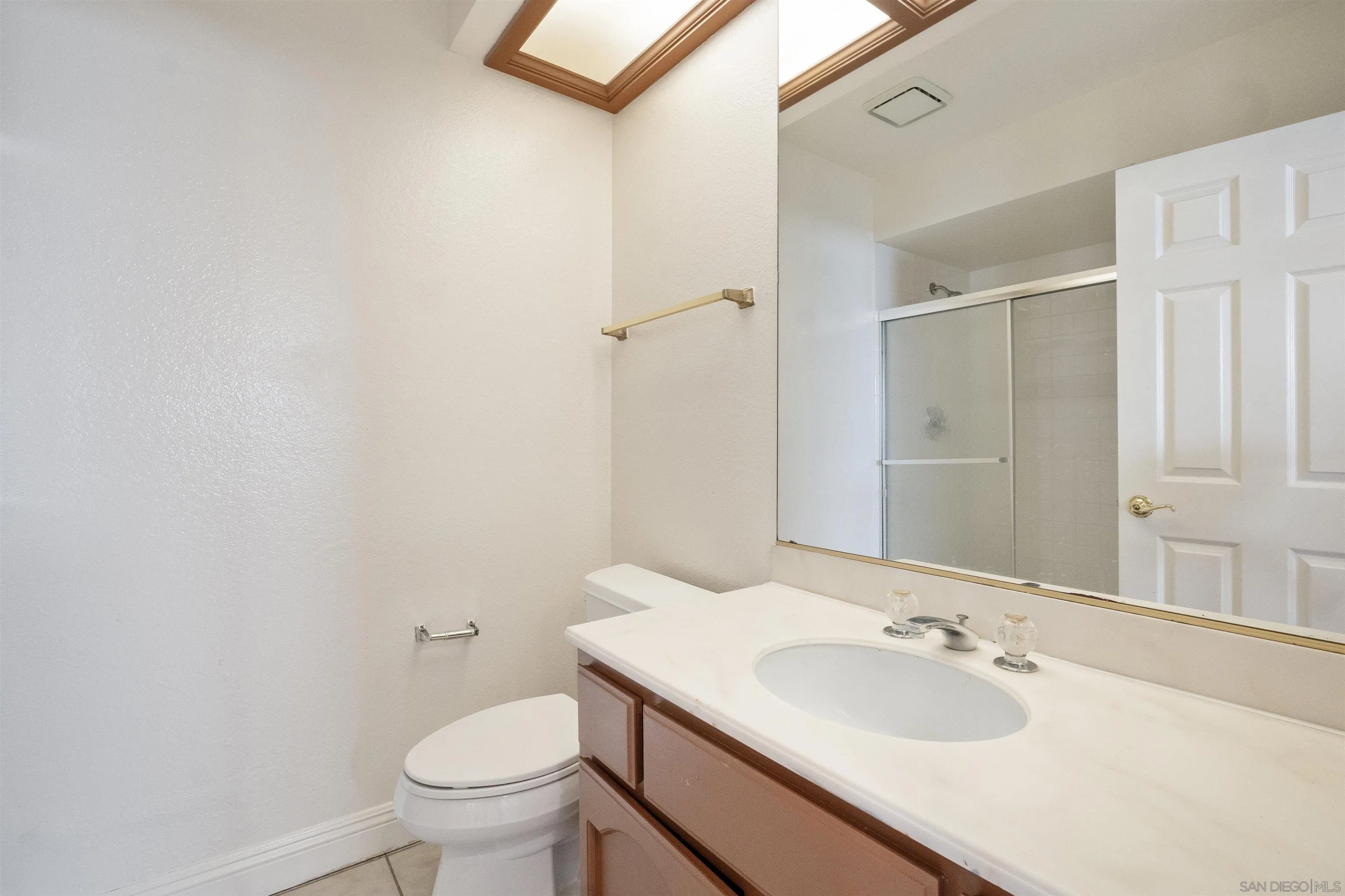 https://cdn.realtyfeed.com/cdn/127/250036596/dd7e722d6ca80347a55b2d506e8c8591.webp
