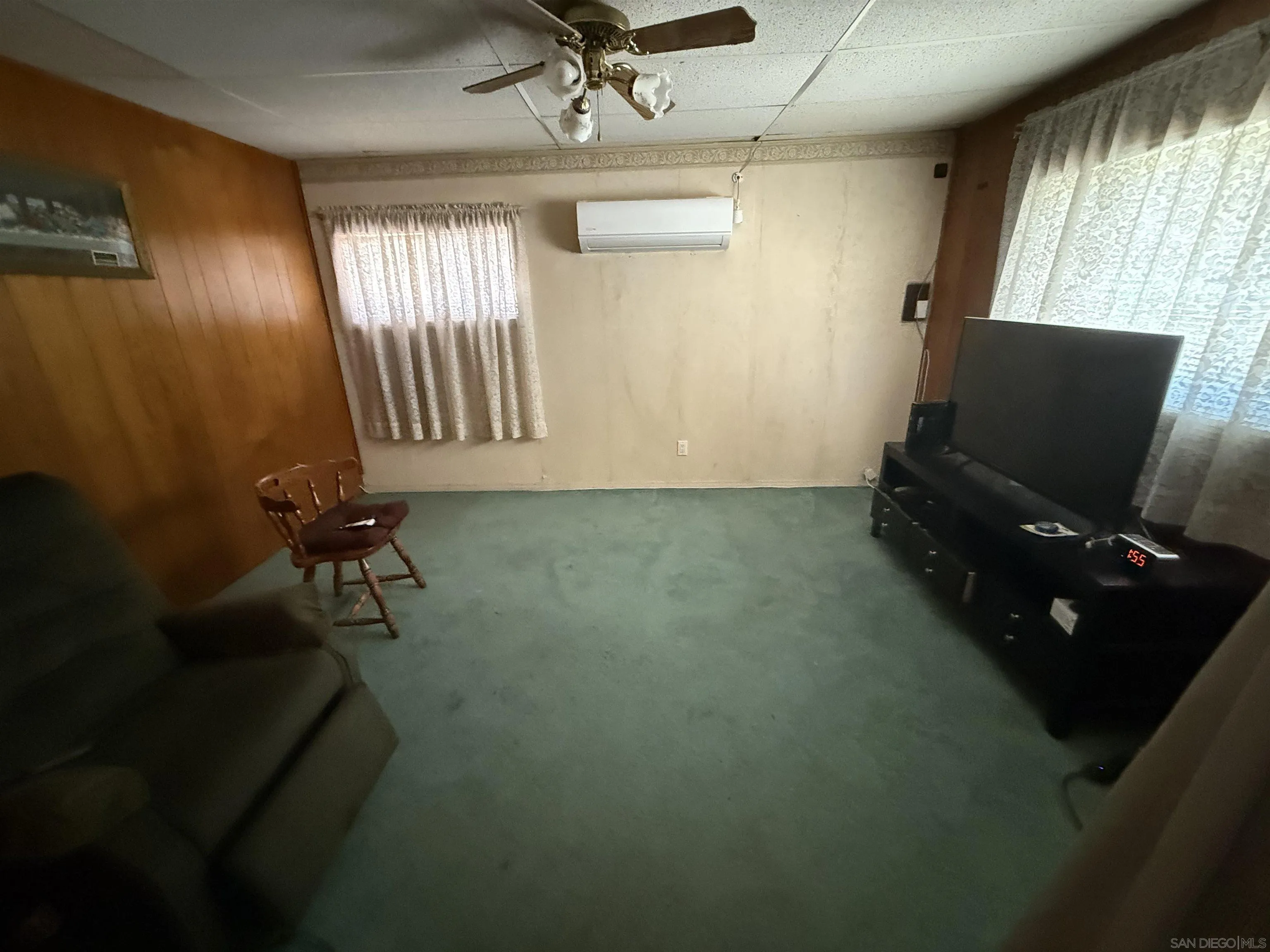 https://cdn.realtyfeed.com/cdn/127/250036597/ecc45c5f7b57ef52fde9aa5c137fa2af.webp