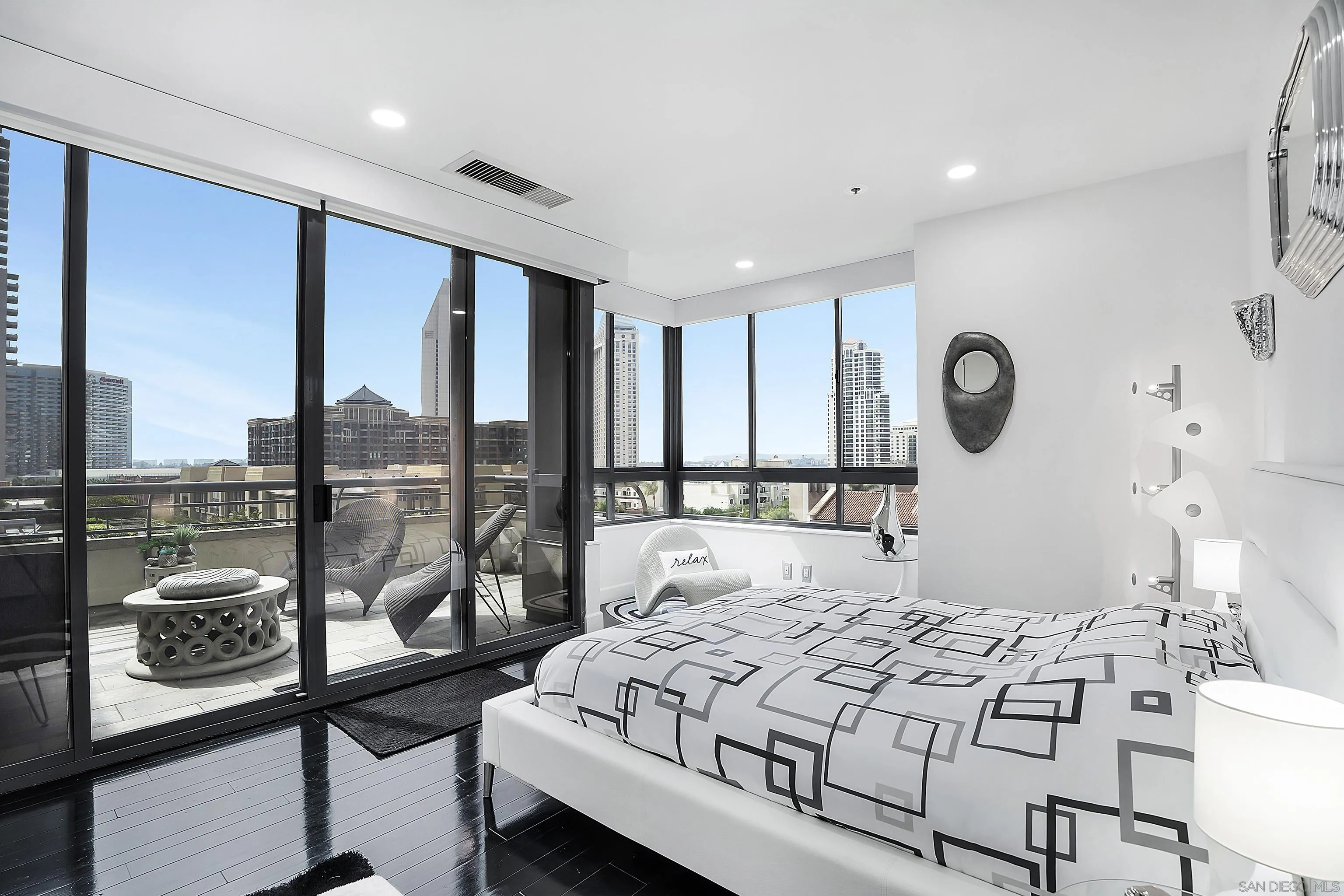 https://cdn.realtyfeed.com/cdn/127/250036599/5436be4eab1e50d54f2ade9426f69c24.webp