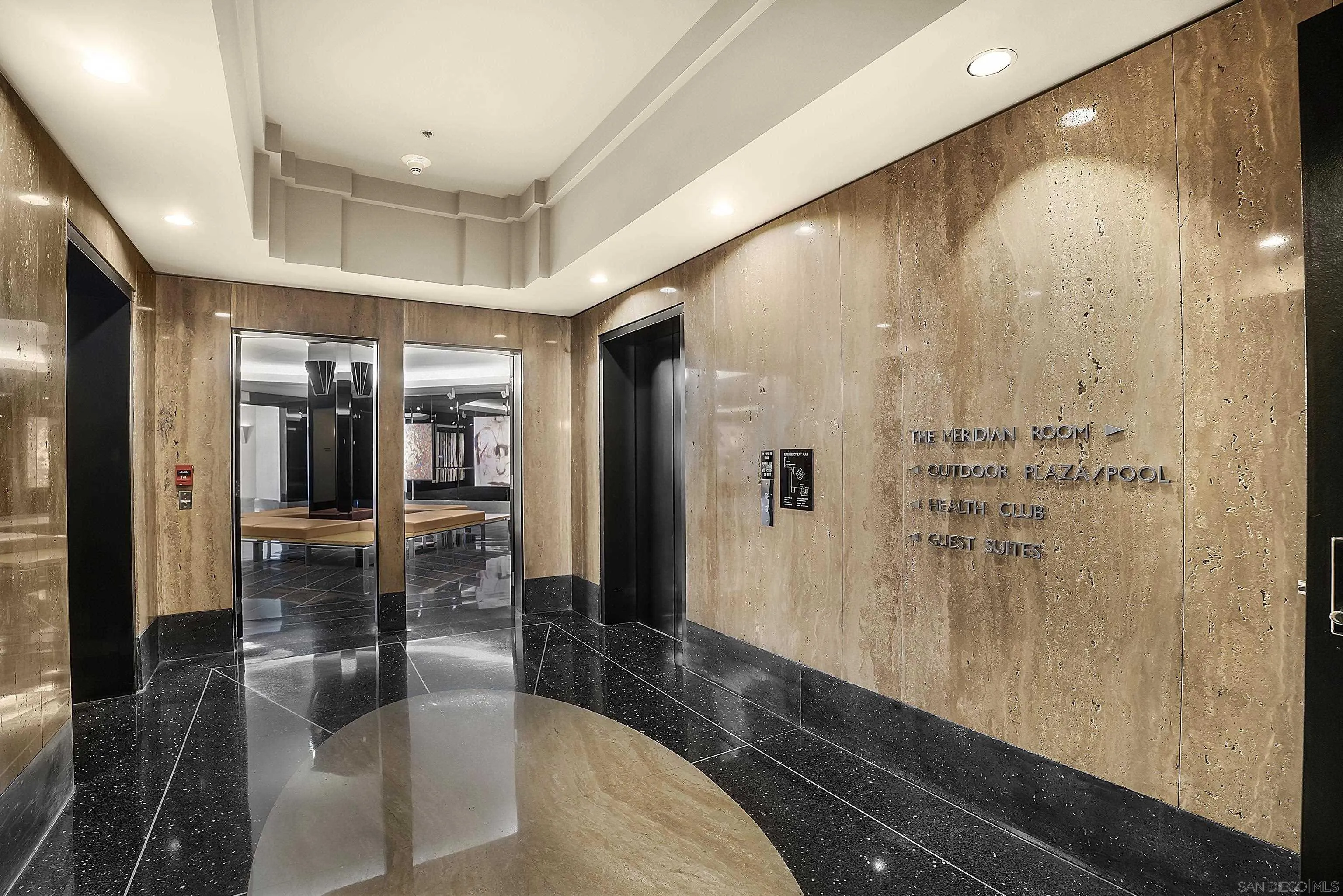 https://cdn.realtyfeed.com/cdn/127/250036599/ef348d1650ef1ce2faf7c39a73bd0a9c.webp