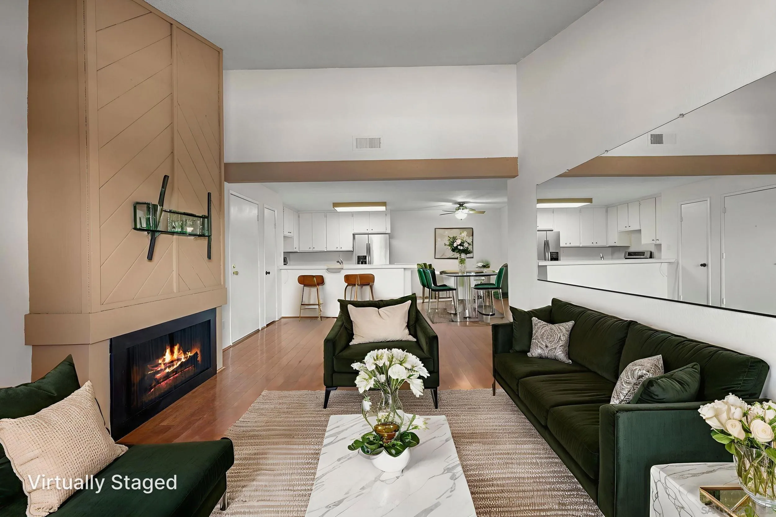 https://cdn.realtyfeed.com/cdn/127/250036601/8e212fcfcb5748703f579b3f2ad02d19.webp