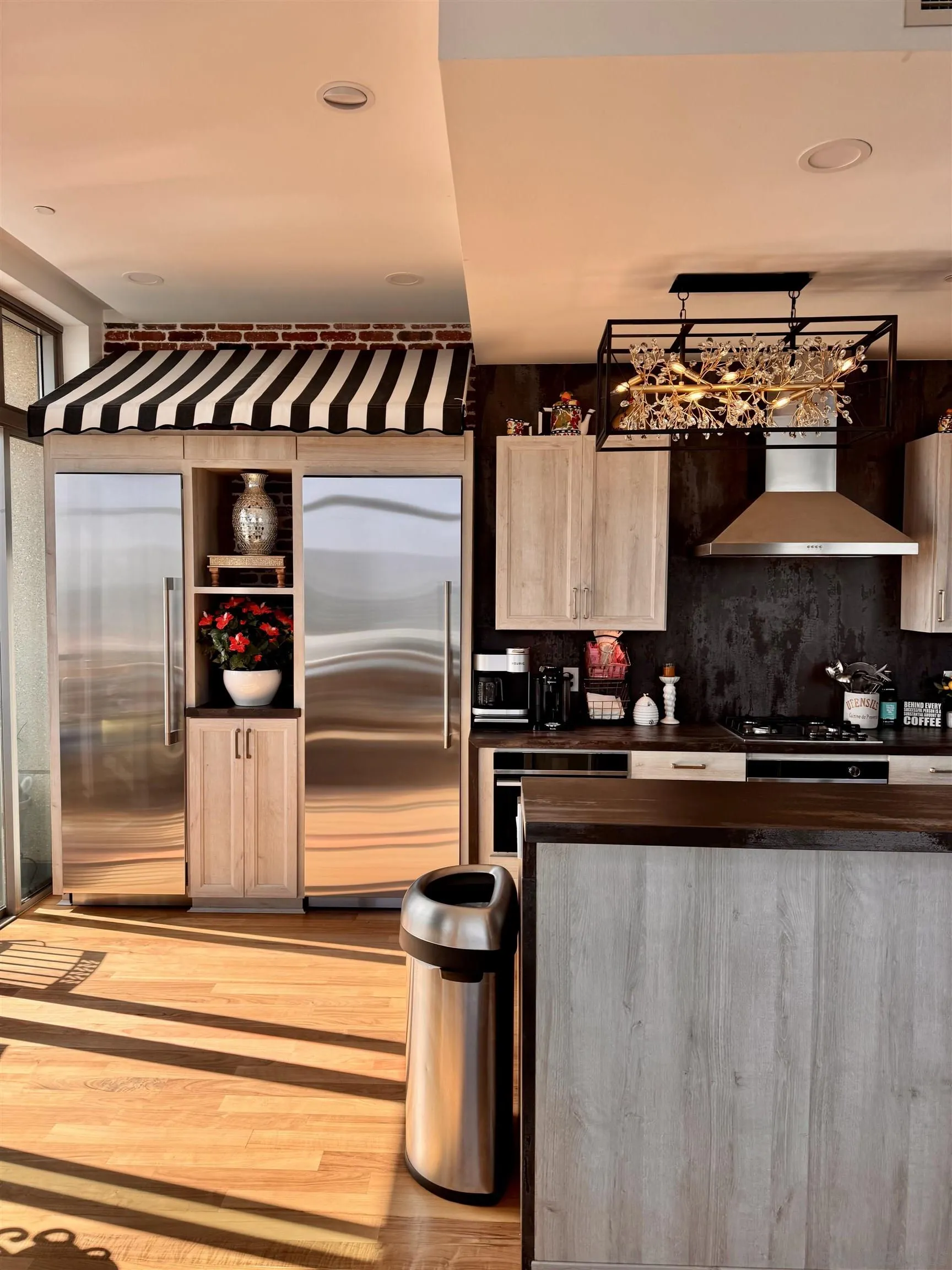 https://cdn.realtyfeed.com/cdn/127/250036609/43cc38e3e28d3217ff80275485db67b6.webp