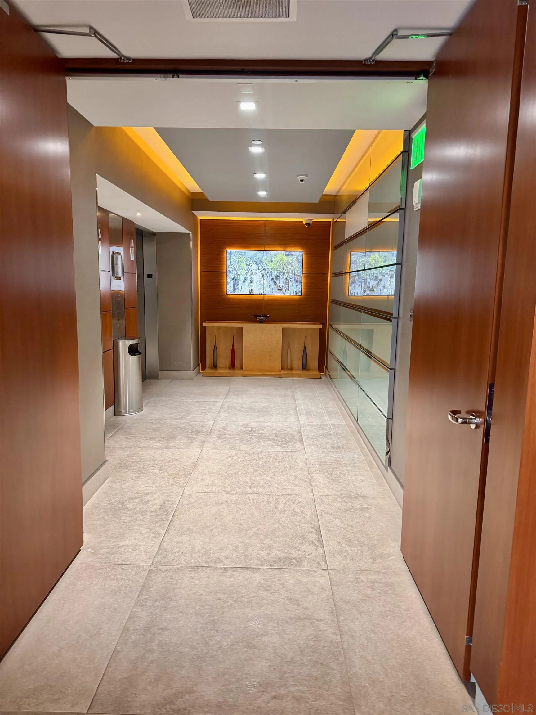 https://cdn.realtyfeed.com/cdn/127/250036609/4de1e9d0bd6bda2bf3cd0bb559174981.webp