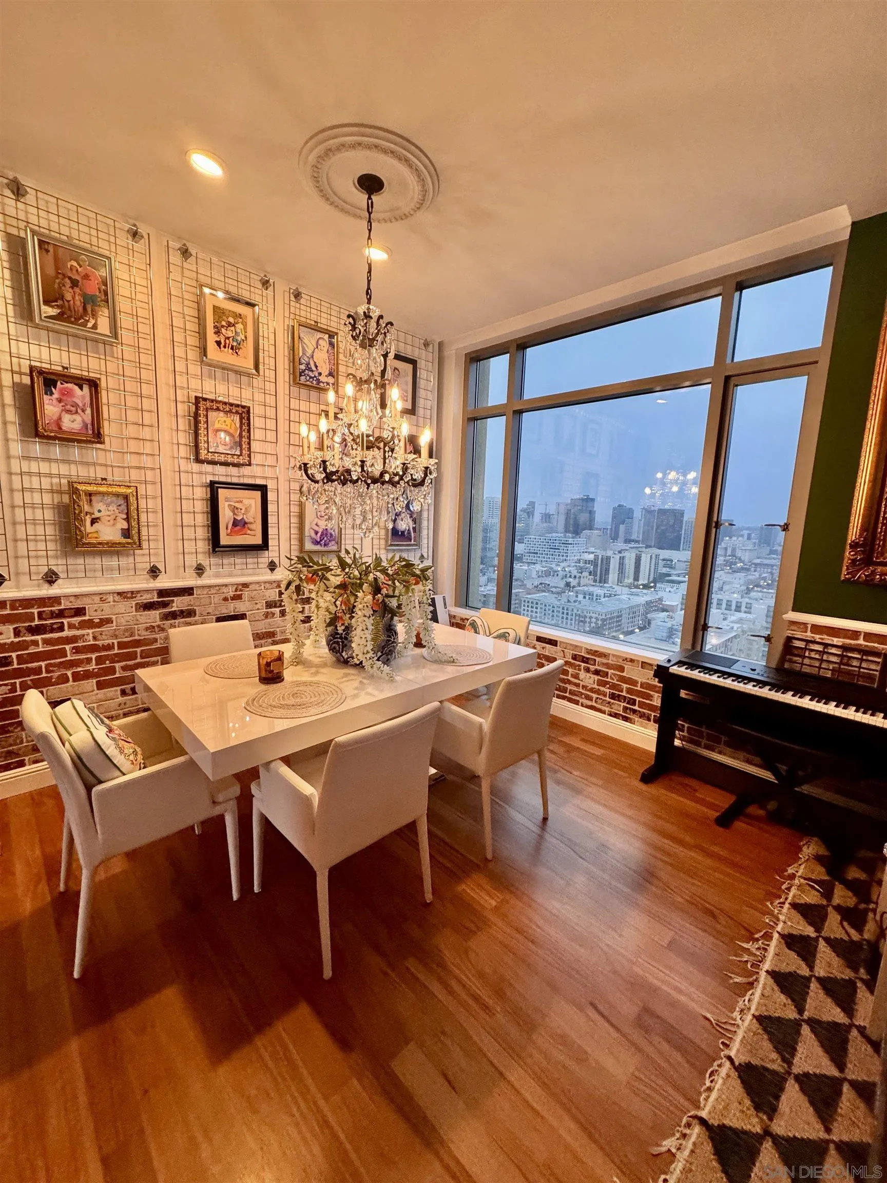 https://cdn.realtyfeed.com/cdn/127/250036609/73854c603318a5787e8aabe9d10bd8ed.webp