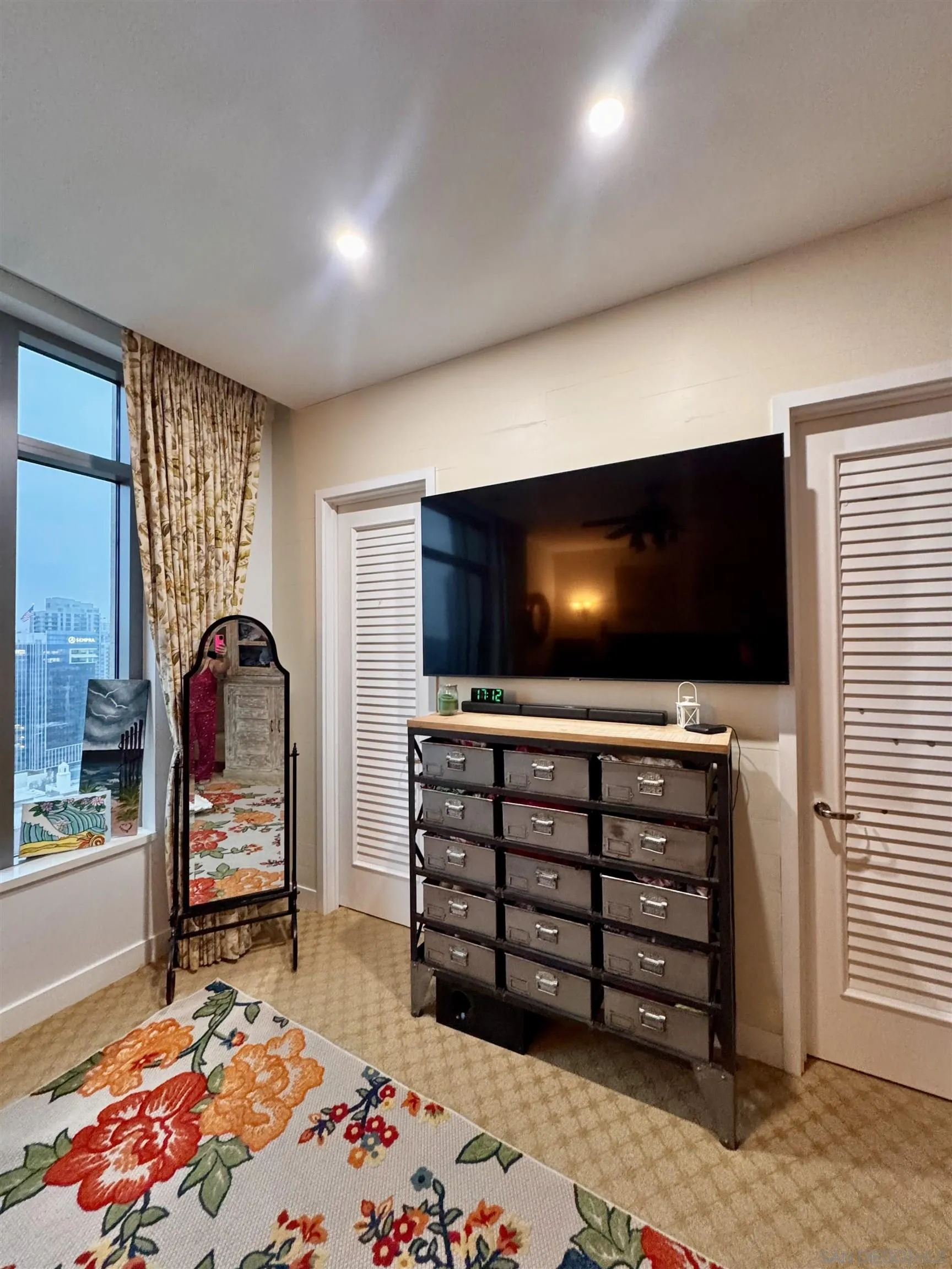 https://cdn.realtyfeed.com/cdn/127/250036609/a42879aed5f980618bb70c856698a0c2.webp