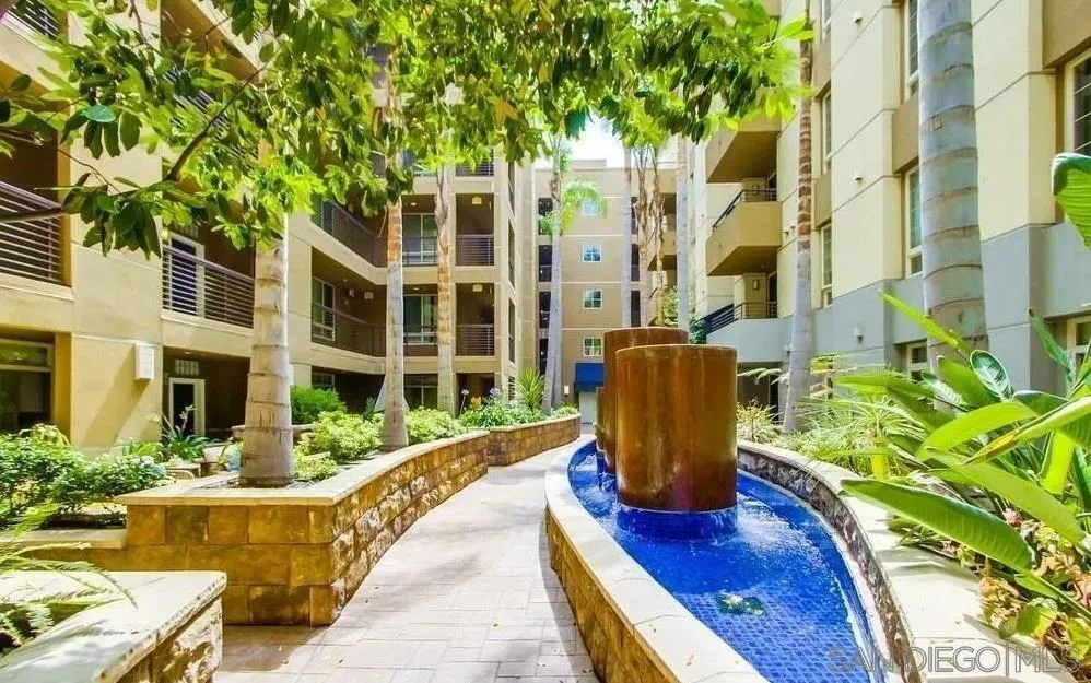 https://cdn.realtyfeed.com/cdn/127/250036611/45bdaf1b6dcb70e451608639dbb550d6.webp