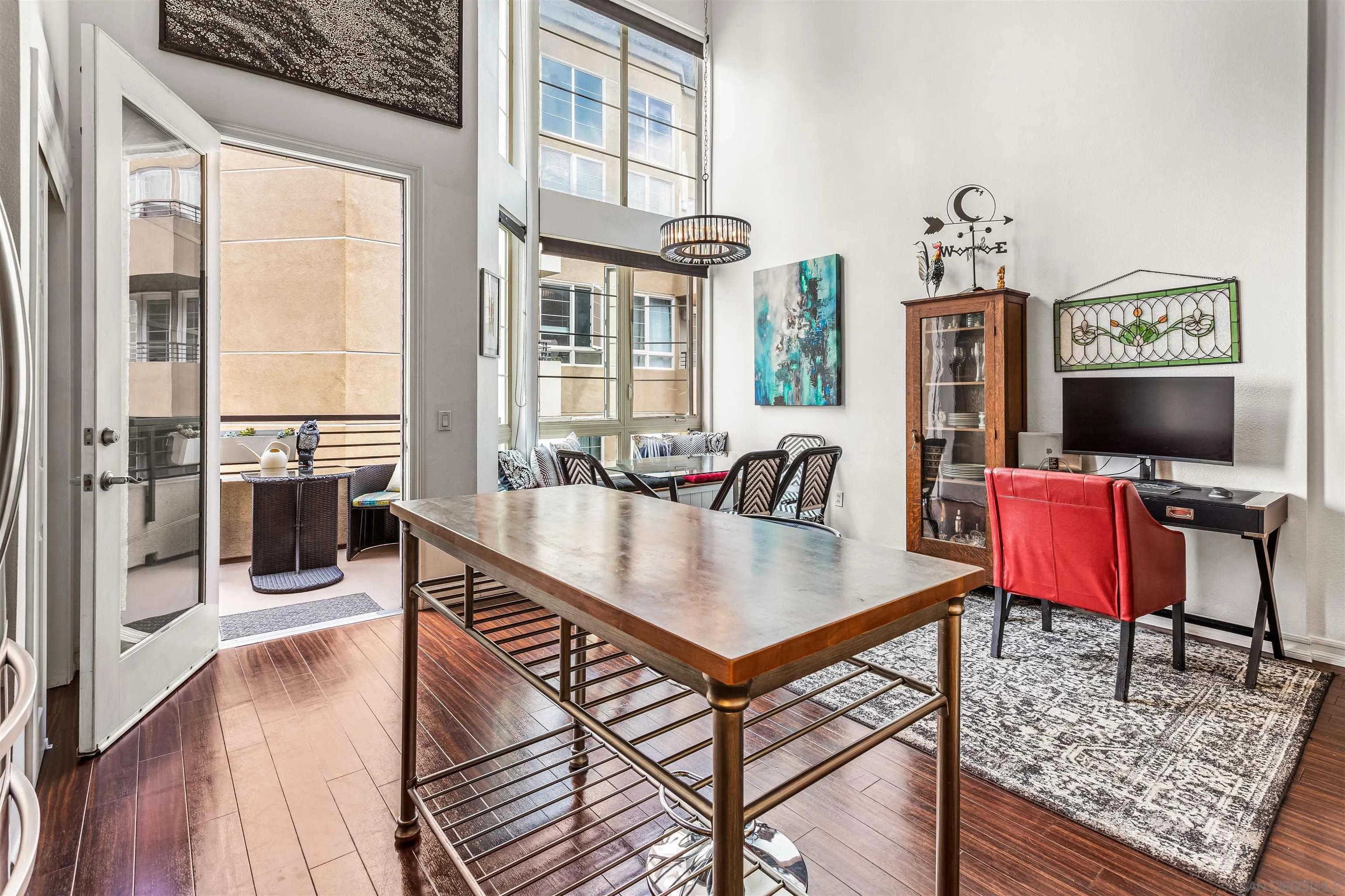 https://cdn.realtyfeed.com/cdn/127/250036611/646ce1fcf92500579c948521549a7f98.webp
