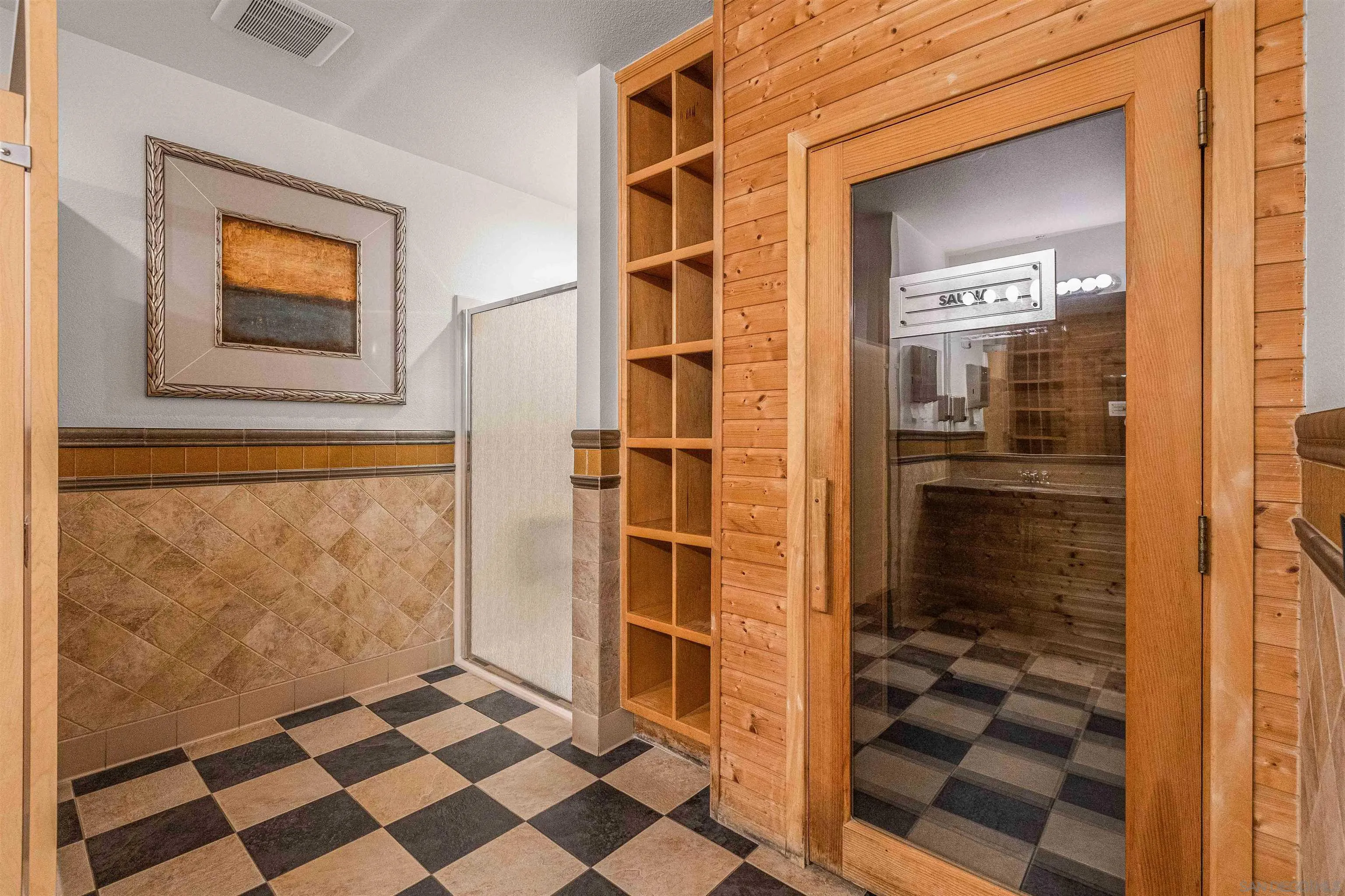 https://cdn.realtyfeed.com/cdn/127/250036611/6a9c88dc7efe4b4d45c6ce3b23eaa45b.webp