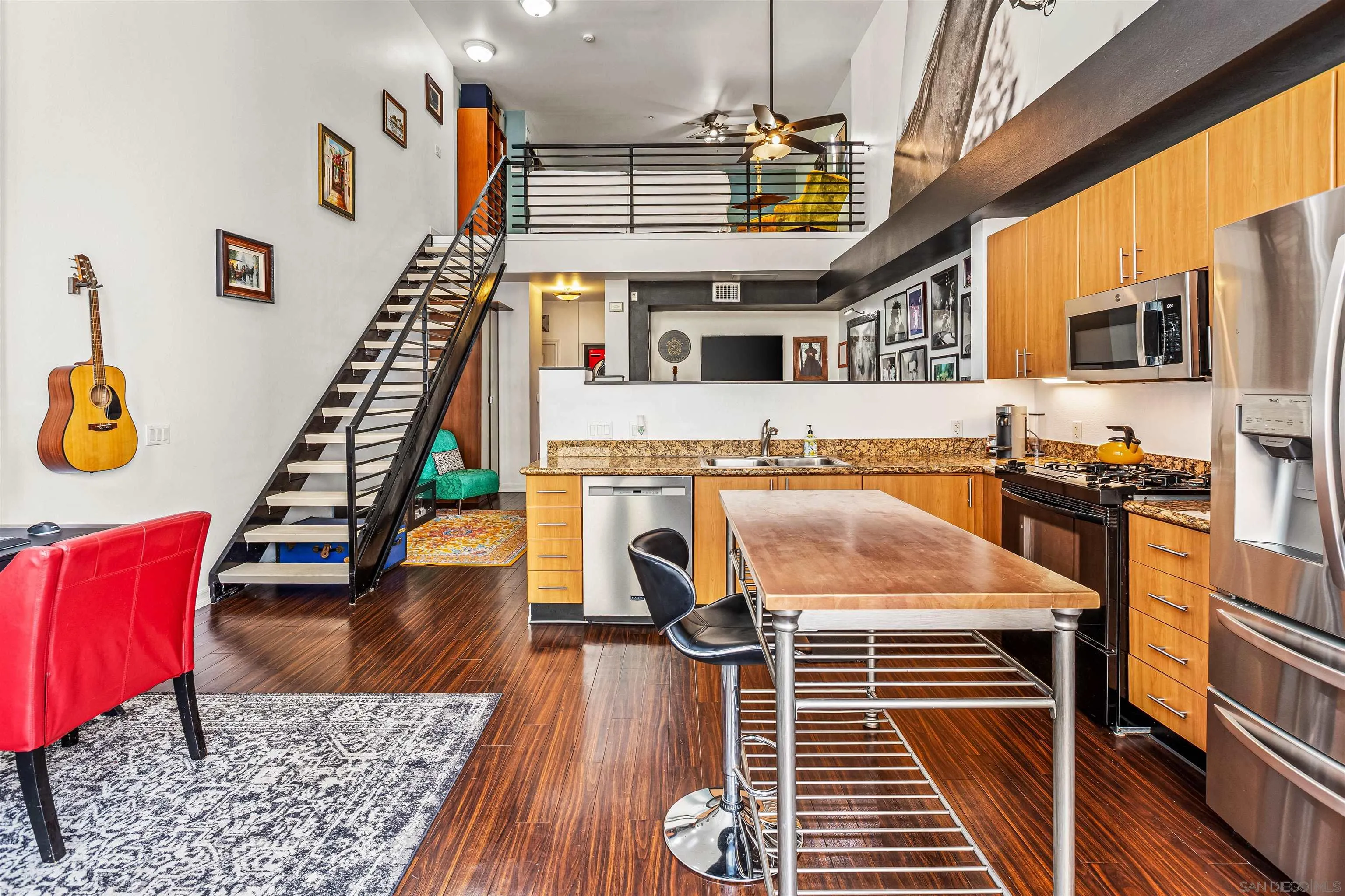 https://cdn.realtyfeed.com/cdn/127/250036611/fba08278f57a37241ab879ce505a6dce.webp
