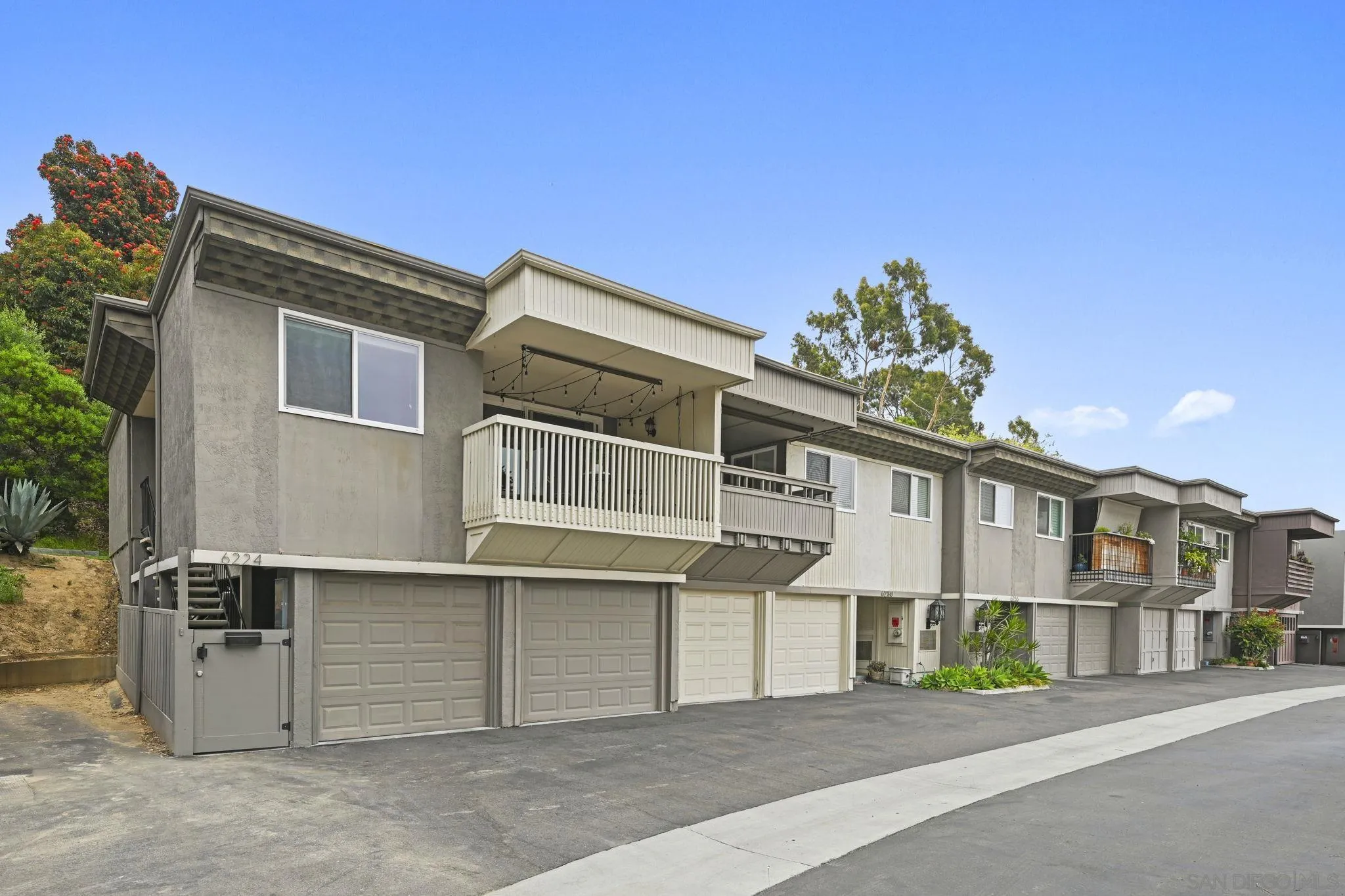 https://cdn.realtyfeed.com/cdn/127/250036615/03707266f311937fd91e589af9eeb6b8.webp