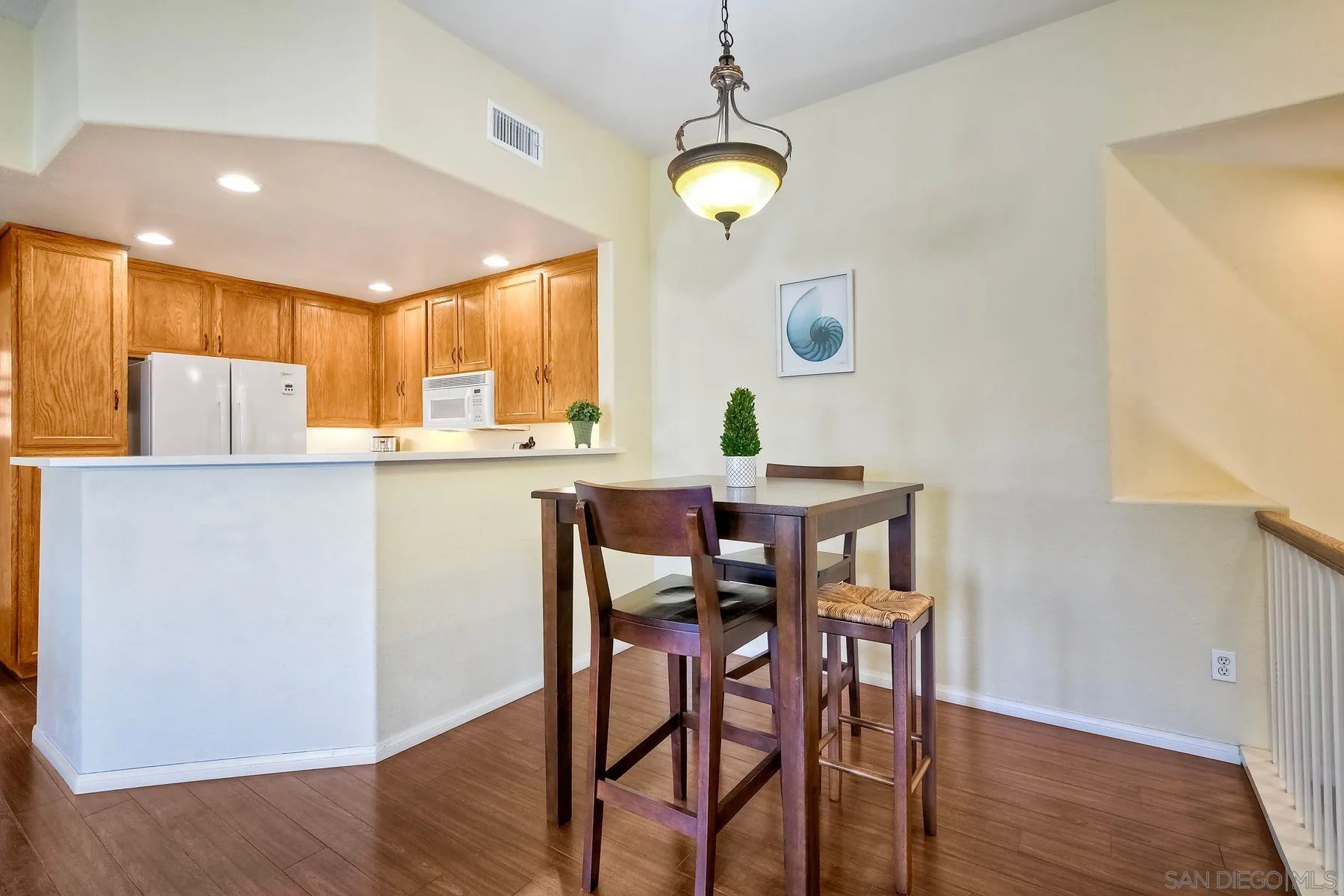 https://cdn.realtyfeed.com/cdn/127/250036622/3361284ba5481ceef8c386946ad71d18.webp