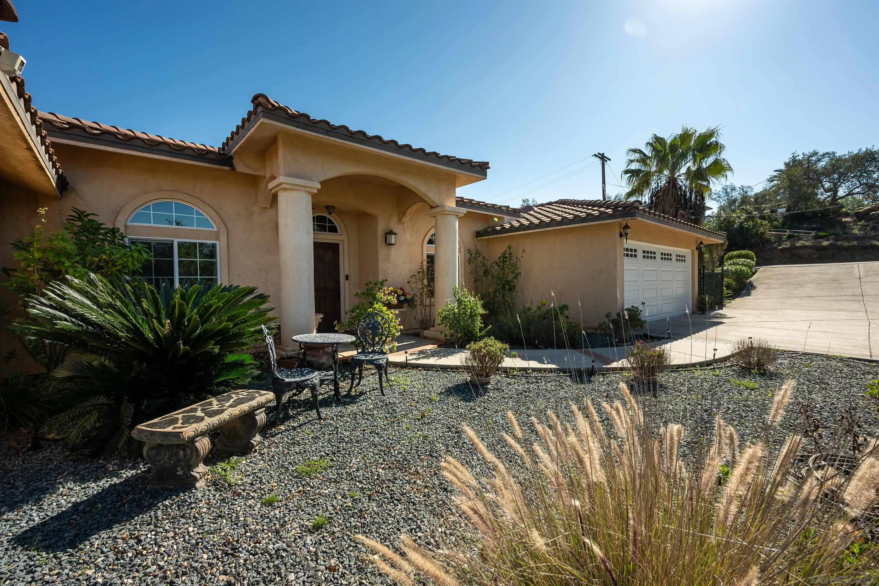 https://cdn.realtyfeed.com/cdn/127/250036625/77341ad82f87f20f51fbfa52b7c303ea.webp