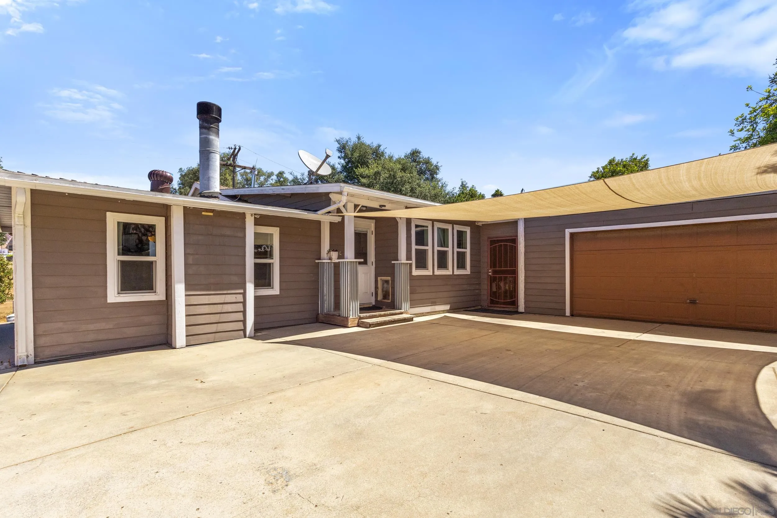 https://cdn.realtyfeed.com/cdn/127/250036631/0684973b99c56636b773e9cfc4cc531b.webp