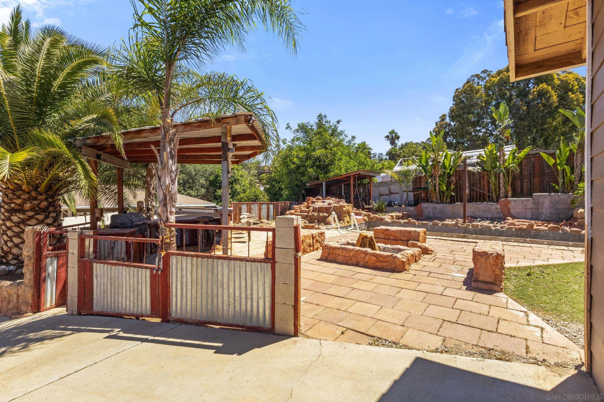 https://cdn.realtyfeed.com/cdn/127/250036631/9c769905ce7db2f969d3614a6f3f5d6a.webp