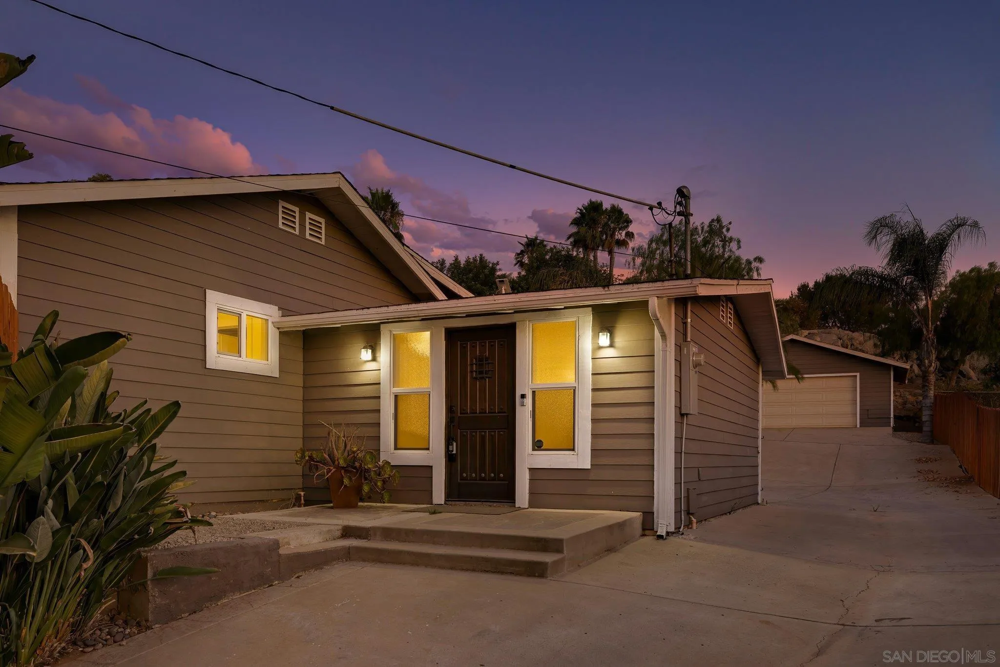 15415 Saint Lucy Ln, El Cajon, CA 92021 Sold Property