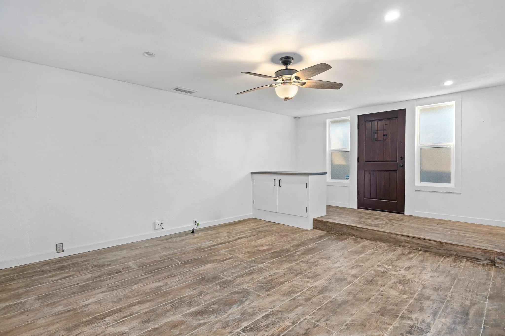 https://cdn.realtyfeed.com/cdn/127/250036631/c9ce1ab2c68567349aee995213ea0195.webp
