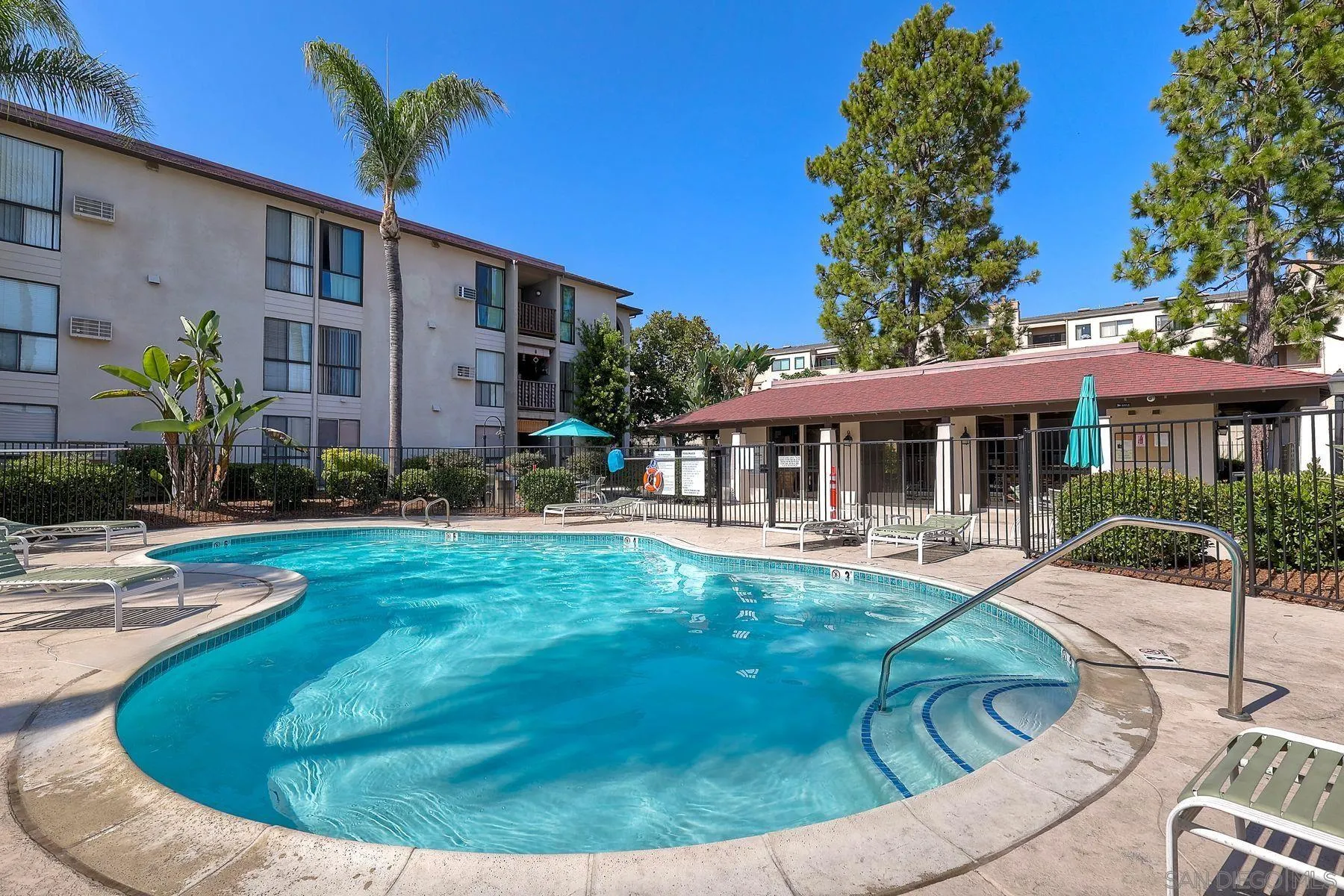 https://cdn.realtyfeed.com/cdn/127/250036633/08fb0d18e18e270302780e1a98311e62.webp