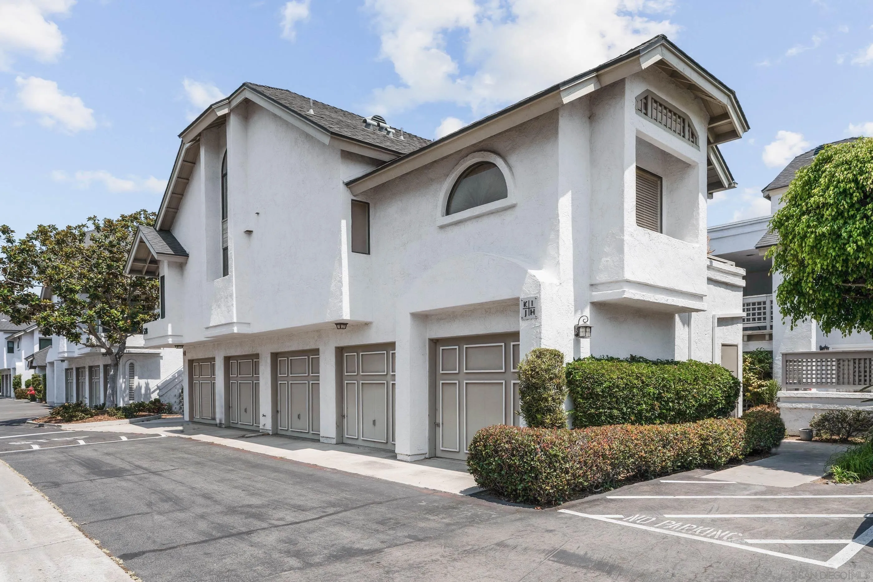 https://cdn.realtyfeed.com/cdn/127/250036634/997b7ebbf8fca35bfa1e0f774773e3d7.webp