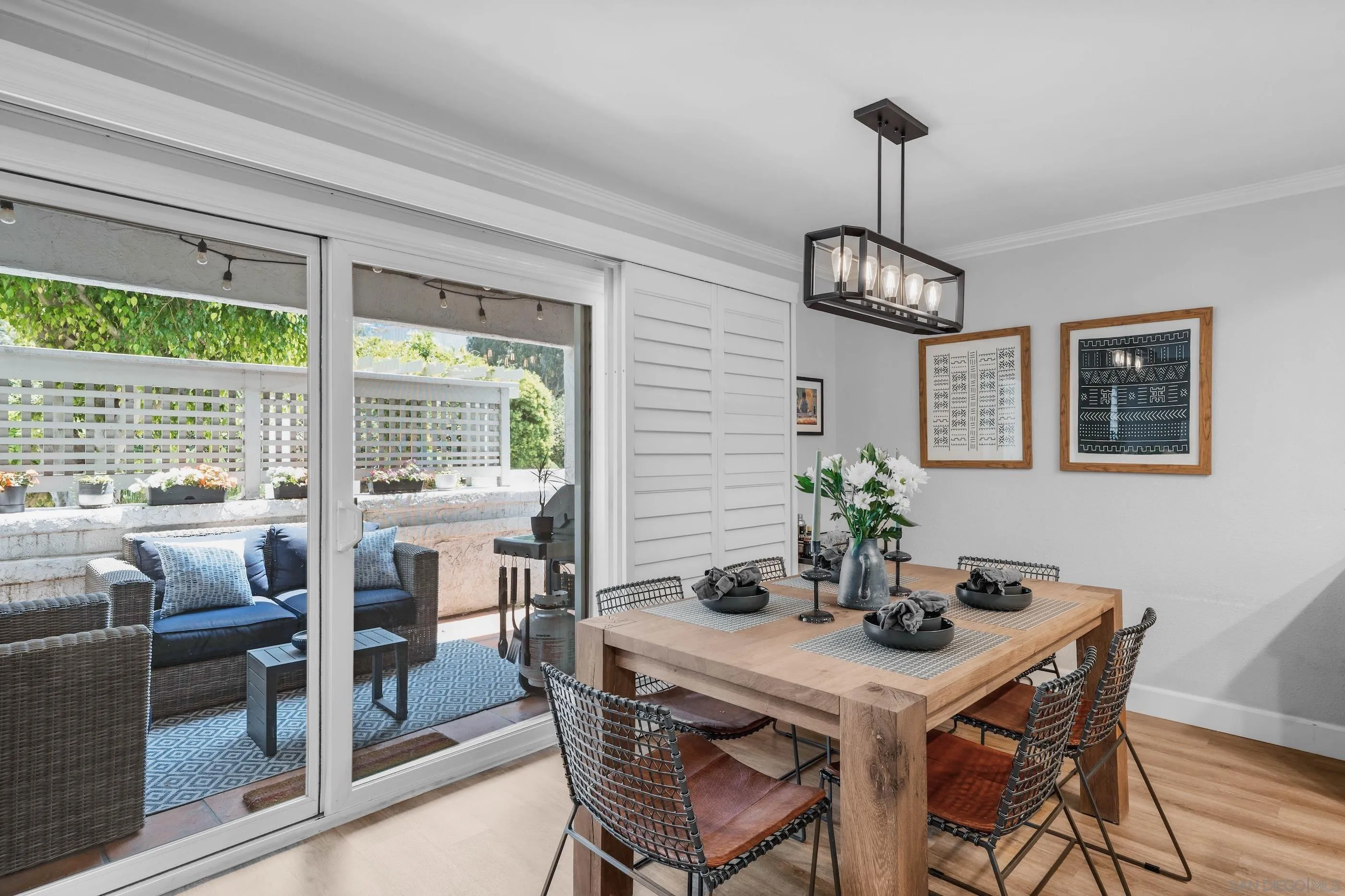 https://cdn.realtyfeed.com/cdn/127/250036634/af3269226c6fcf8e0fbc484bb9d22dda.webp