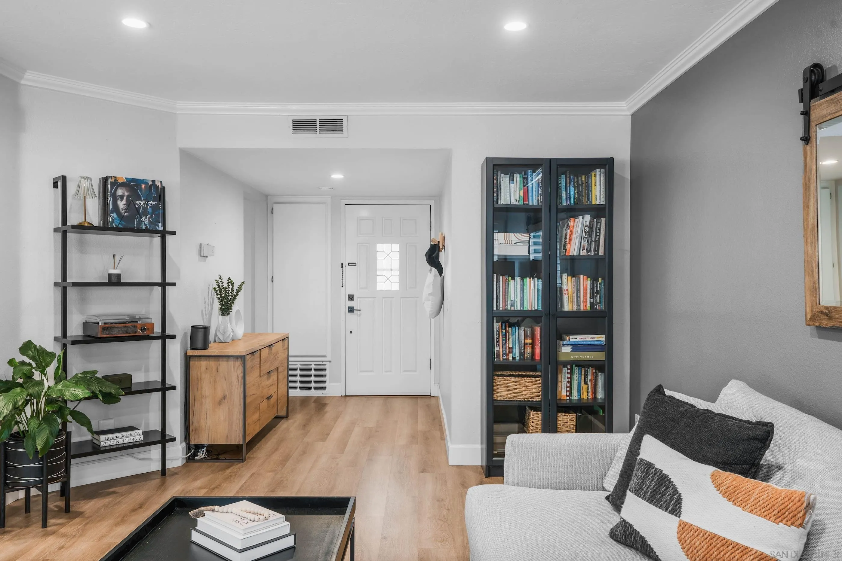 https://cdn.realtyfeed.com/cdn/127/250036634/dd220da6ade055bdd26e7d35e2a6cc5b.webp