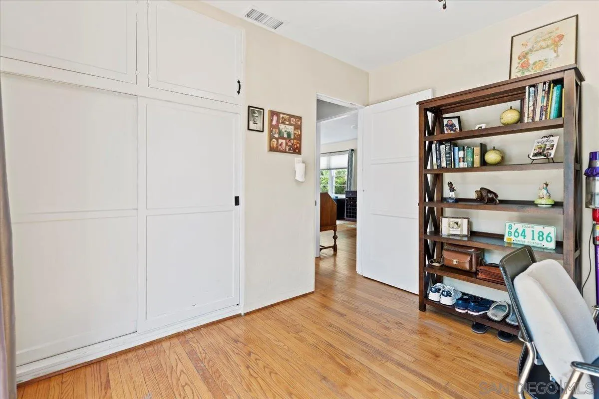 https://cdn.realtyfeed.com/cdn/127/250036635/7e15627d6bfde82b030697ffe326761a.webp