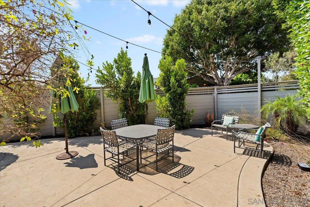 https://cdn.realtyfeed.com/cdn/127/250036635/a40a45086b5d7d26da389103b9a8126e.webp