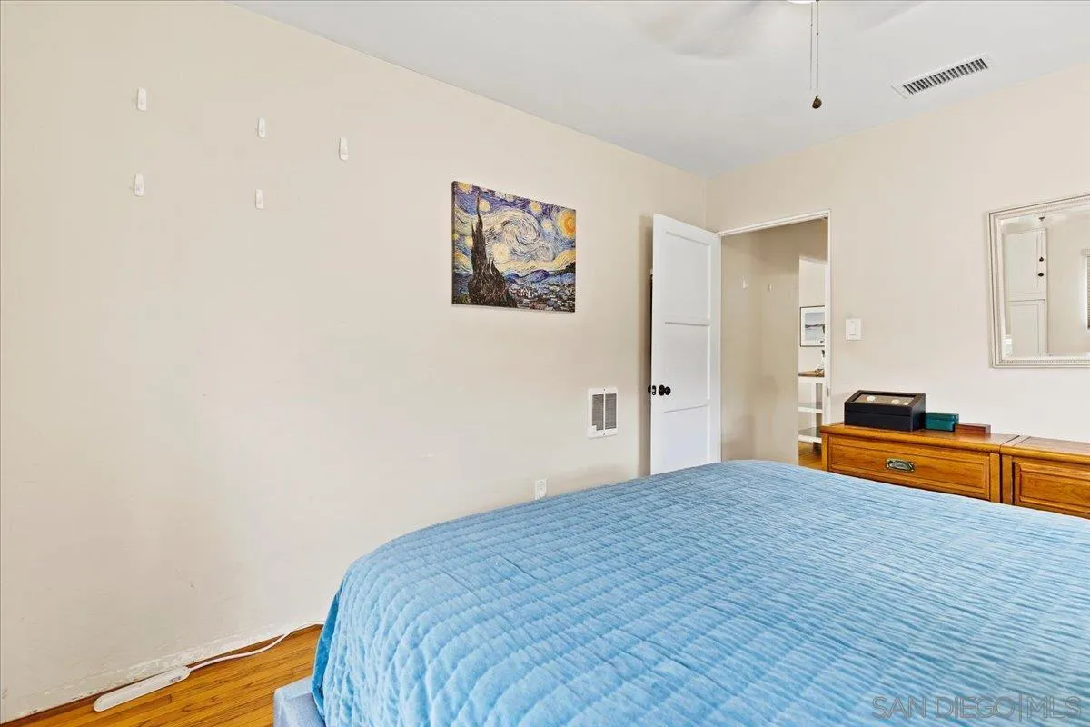 https://cdn.realtyfeed.com/cdn/127/250036635/f46c163edc14243f66056ea6fded4bab.webp
