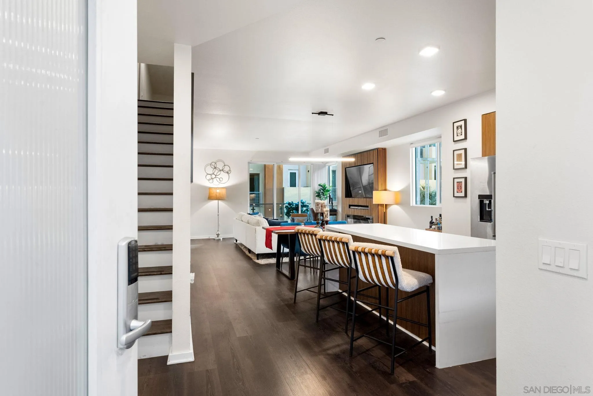 https://cdn.realtyfeed.com/cdn/127/250036638/1ea214ef966547c9cfff8efcebfa9269.webp