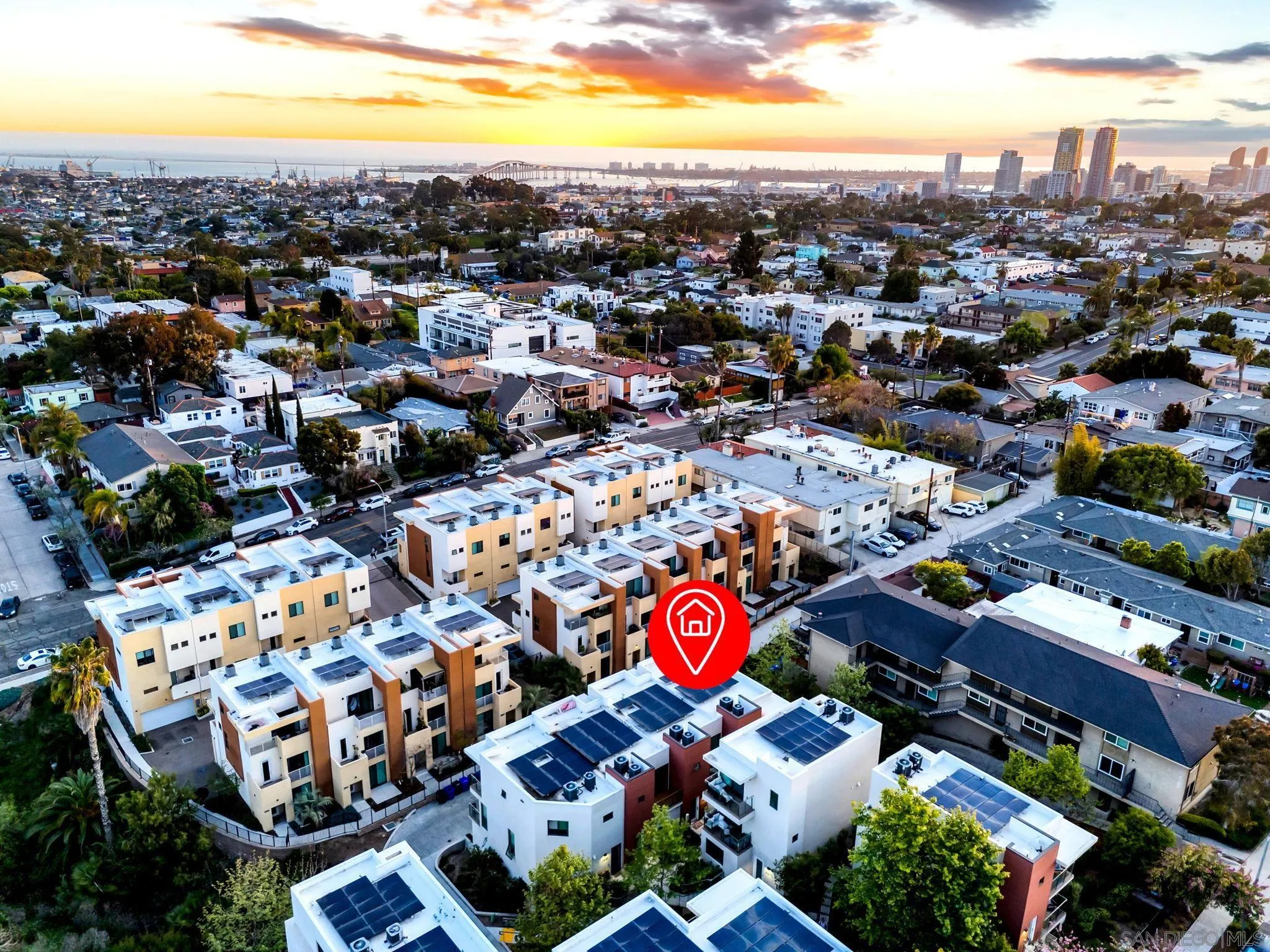 https://cdn.realtyfeed.com/cdn/127/250036638/f54c6545d6d2aa2aa9c14de751b16712.webp