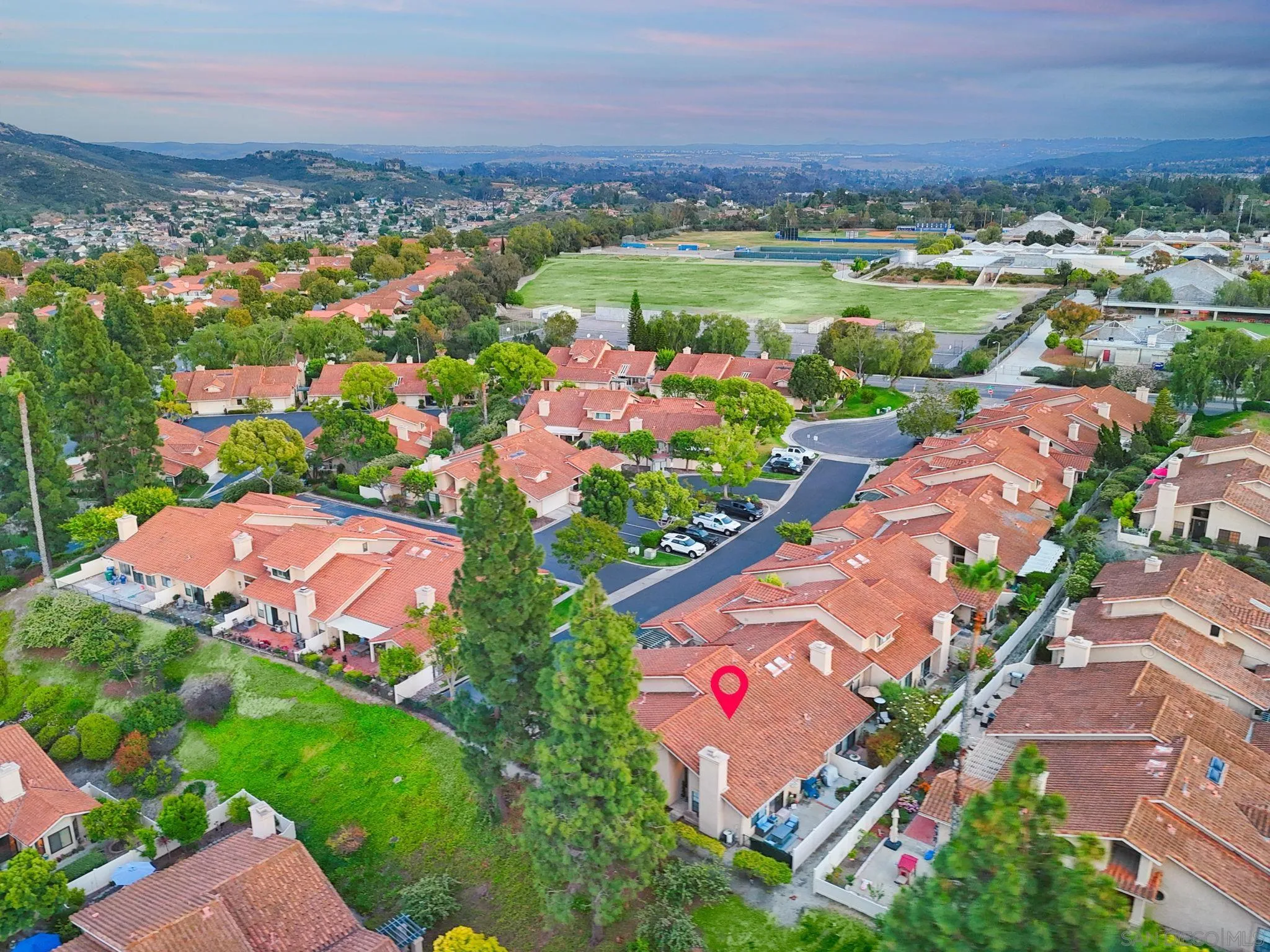 https://cdn.realtyfeed.com/cdn/127/250036640/c5e5e23e13c2a503b9c5c7e4258a4148.webp